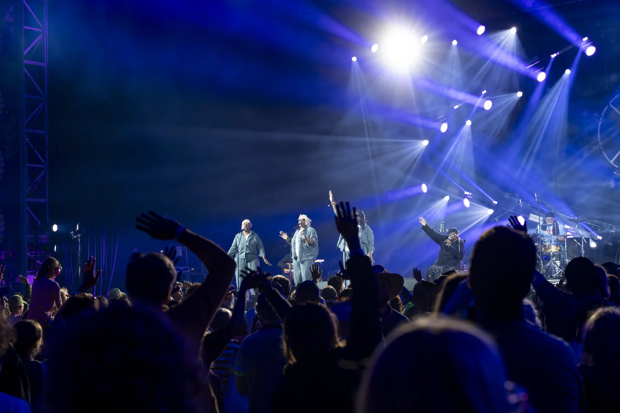 Annie & The Caldwells-11.jpg