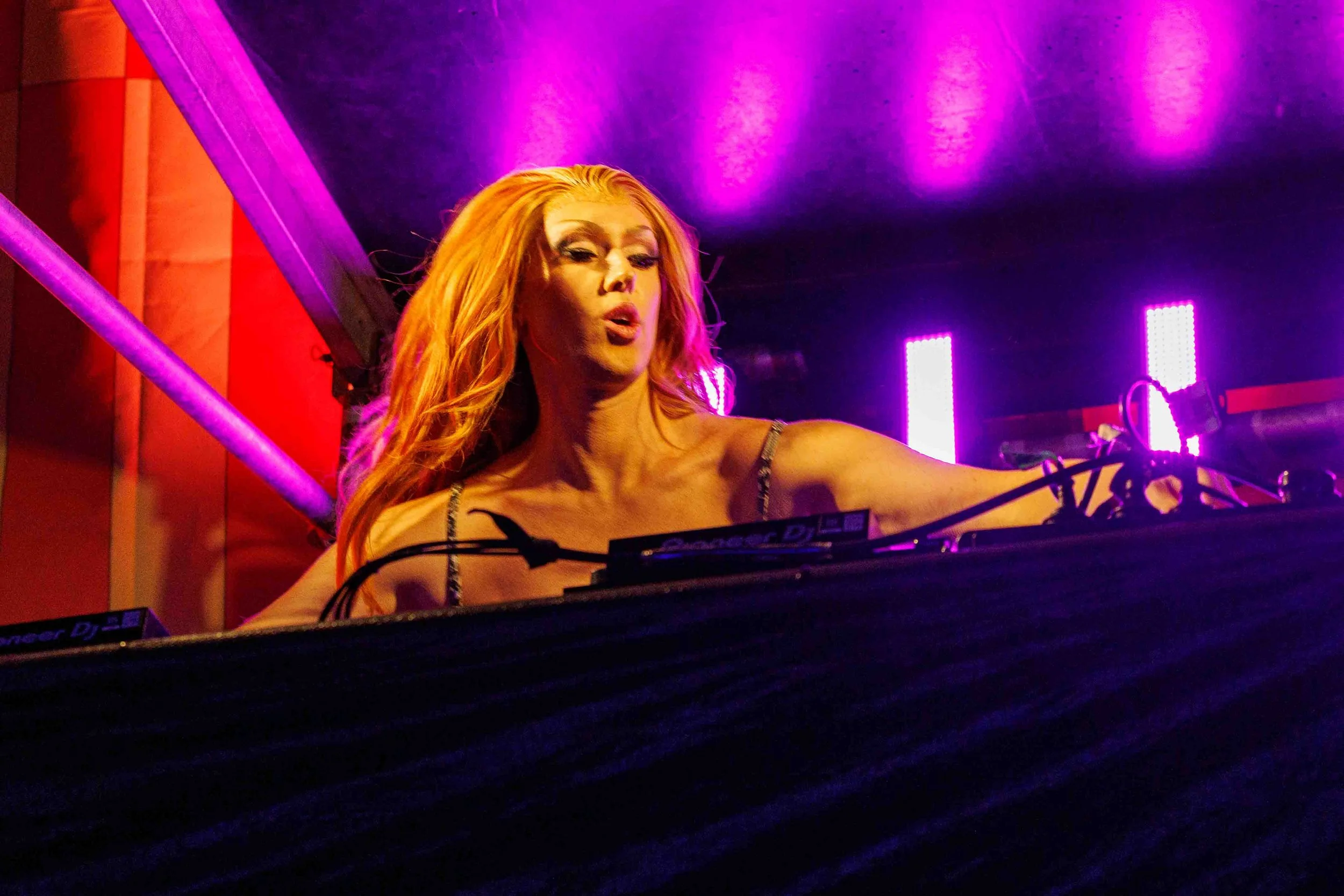 DJ_Jimmythekween_Groovinthemoo_090526_MFA_D.jpg