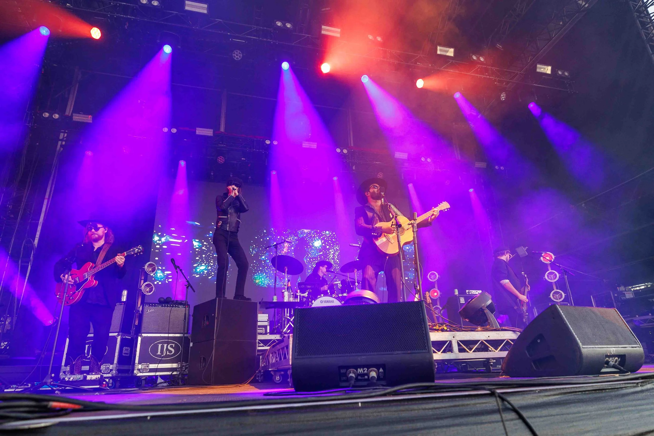 DopeLemon_Groovinthemoo_090526_MFA_D-11.jpg