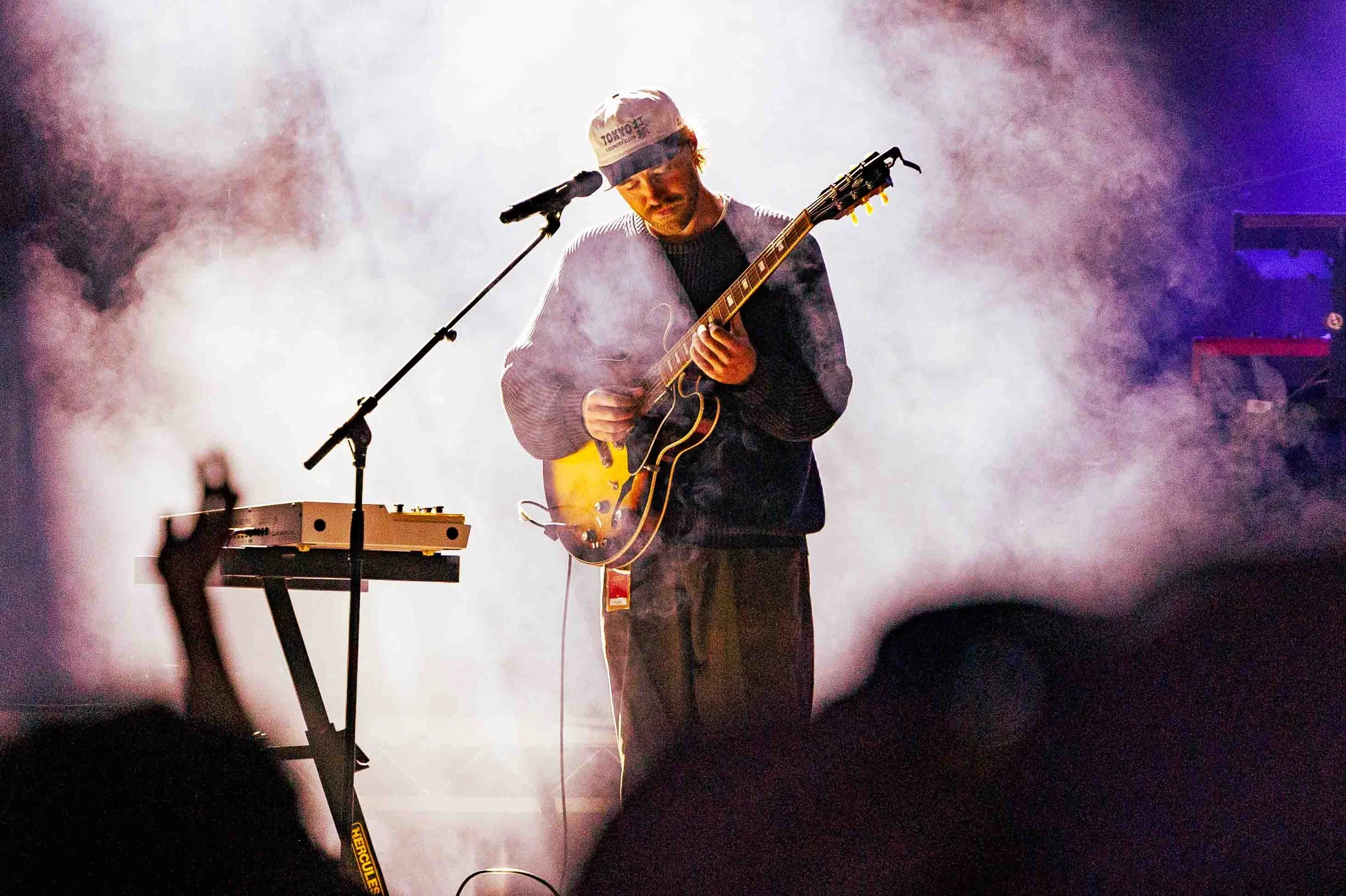 Matt_Corby_Groovinthemoo_090526_MFA_D-10.jpg