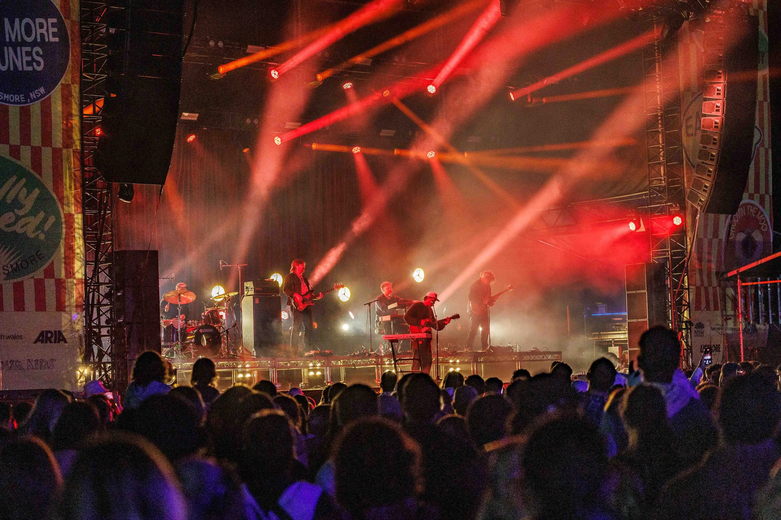 Matt_Corby_Groovinthemoo_090526_MFA_D-9.jpg