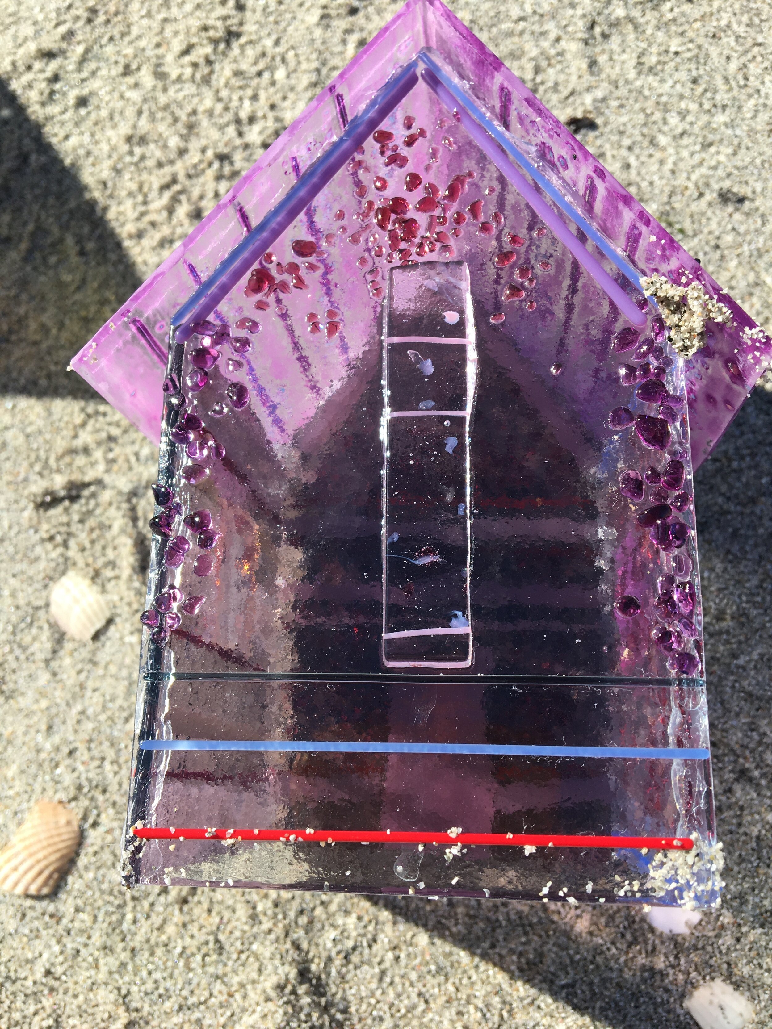 Barra beach glass Hut 3D/Purple