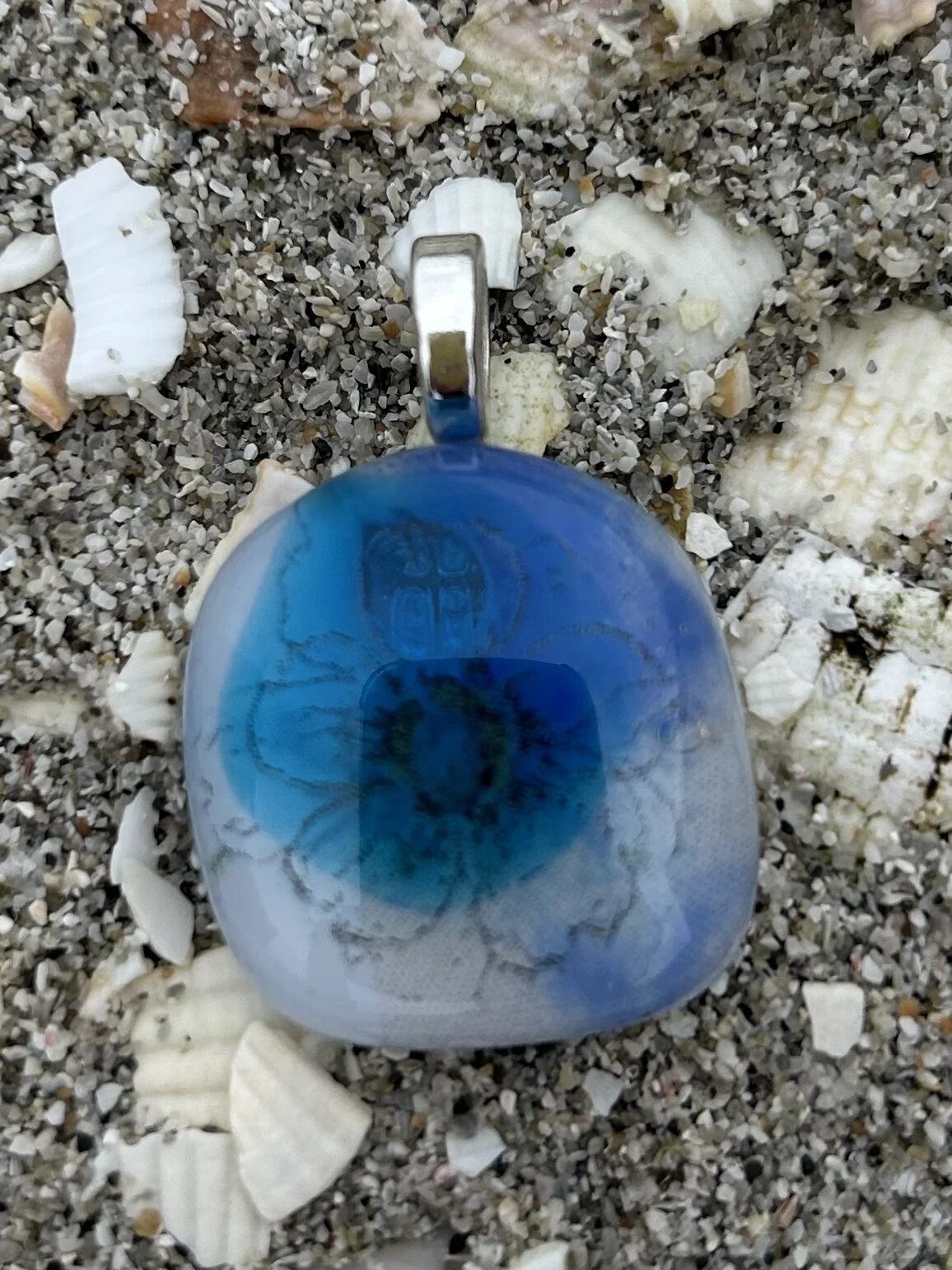 221C180F-9A3F-464D-B483-B3E4730B3F73