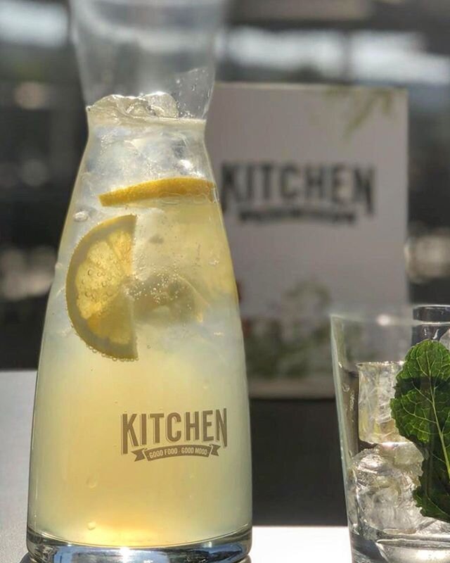 Morgen geht es endlich los, das Kitchen Restaurant ist wieder f&uuml;r euch da!😍 Wir nehmen die aktuelle Lage selbstverst&auml;ndlich weiterhin ernst und haben uns daher bestens auf die Er&ouml;ffnung vorbereitet, damit auch jeder mit gutem Gewissen