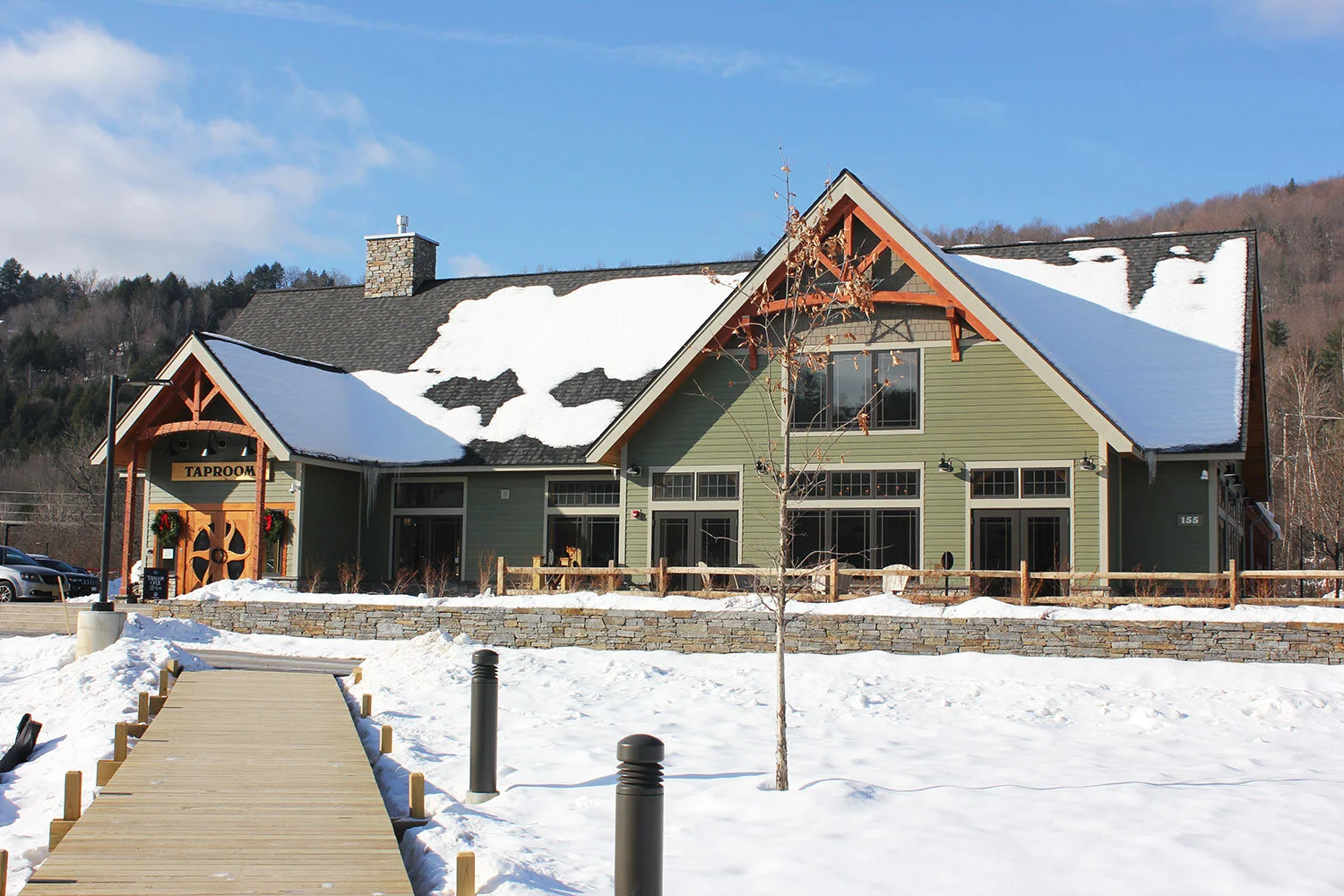 Exterior1.jpg