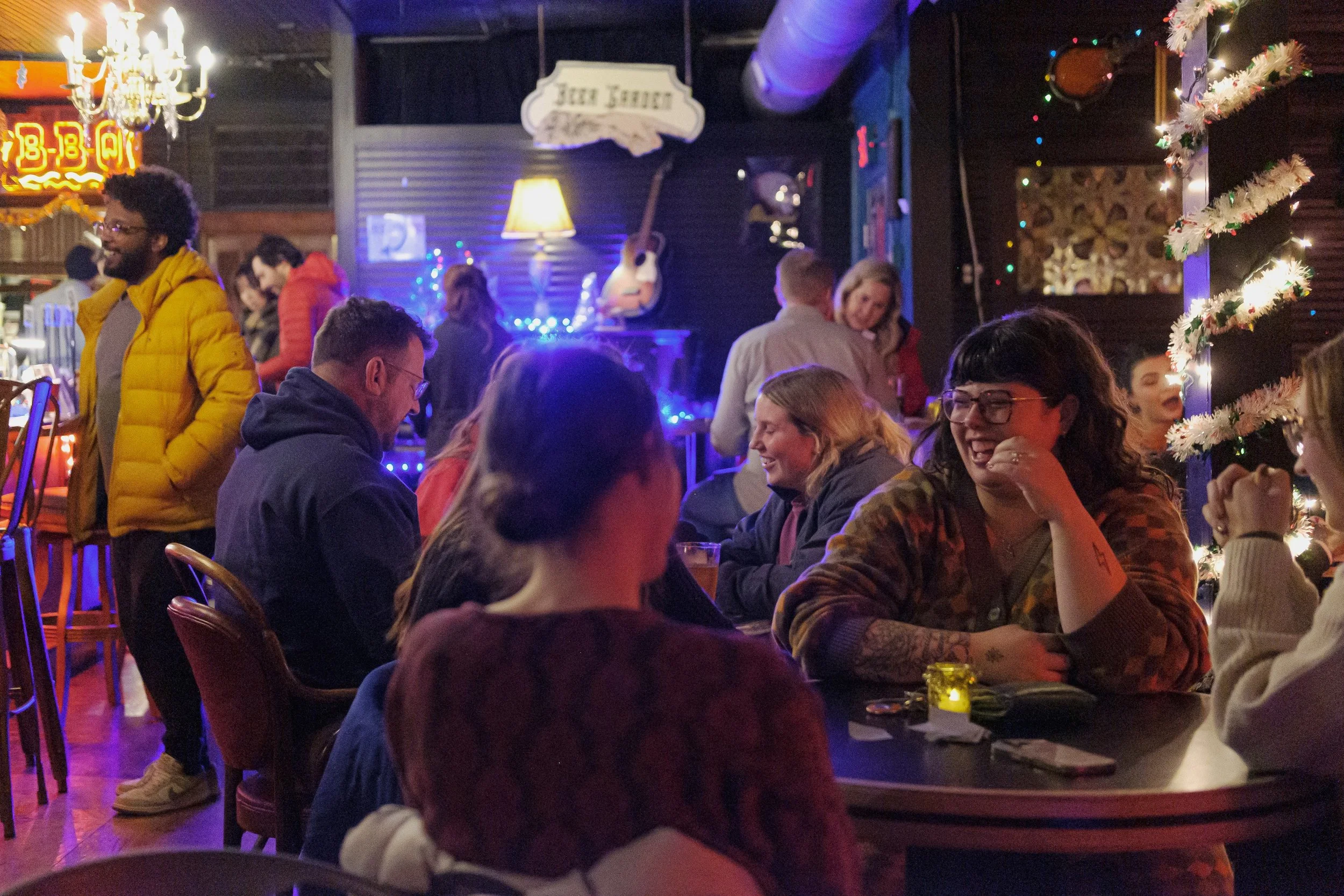 night out, trivia night, bar, friends, the woodshop, saint elmo, chattanooga