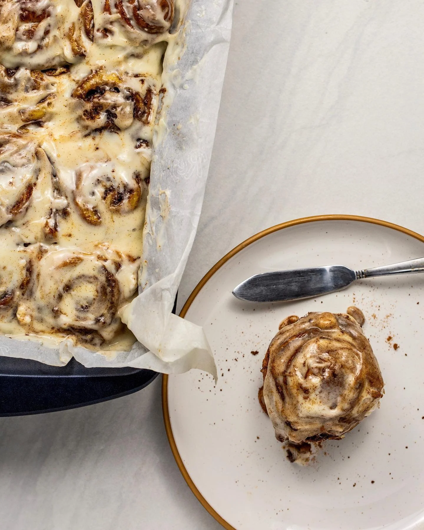 Looks like a cinnamon roll, *might actually kill you*... not because they weren&rsquo;t amazing, but because they have three kinds of sugar in them. 

 ✍️: Tangzhong Cinnamon Buns, &ldquo;Unapologetic Cookbook&rdquo; by @joshuaweissman