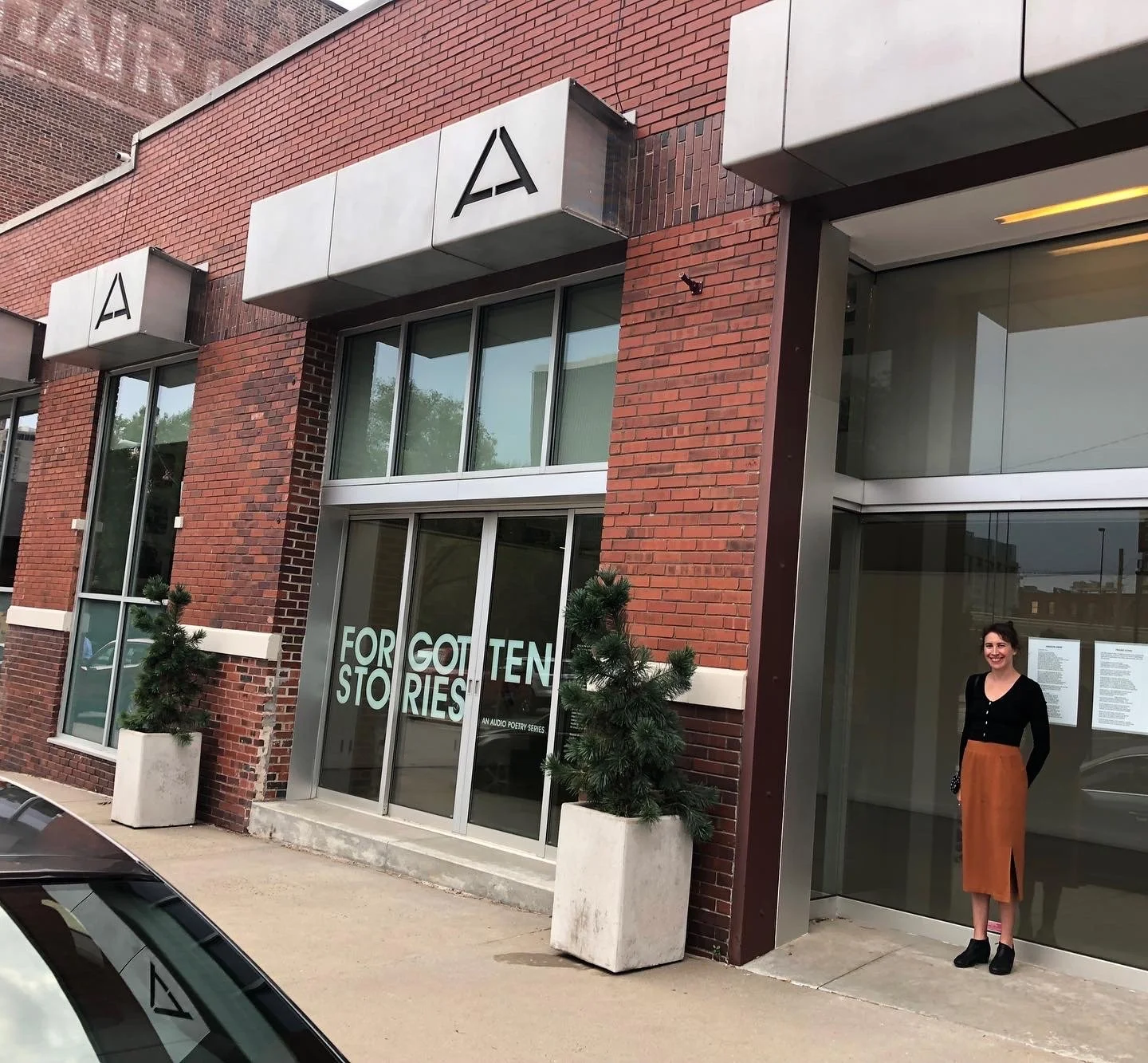 “Prairie Song” and “Amazon Army” (audio poem installation). Forgotten Stories. Curator: 
Quraysh Ali Lansana and the Tulsa-based Tri-City Collective. Mid-America Arts 
Alliance, Kansas City, MO. (2021)