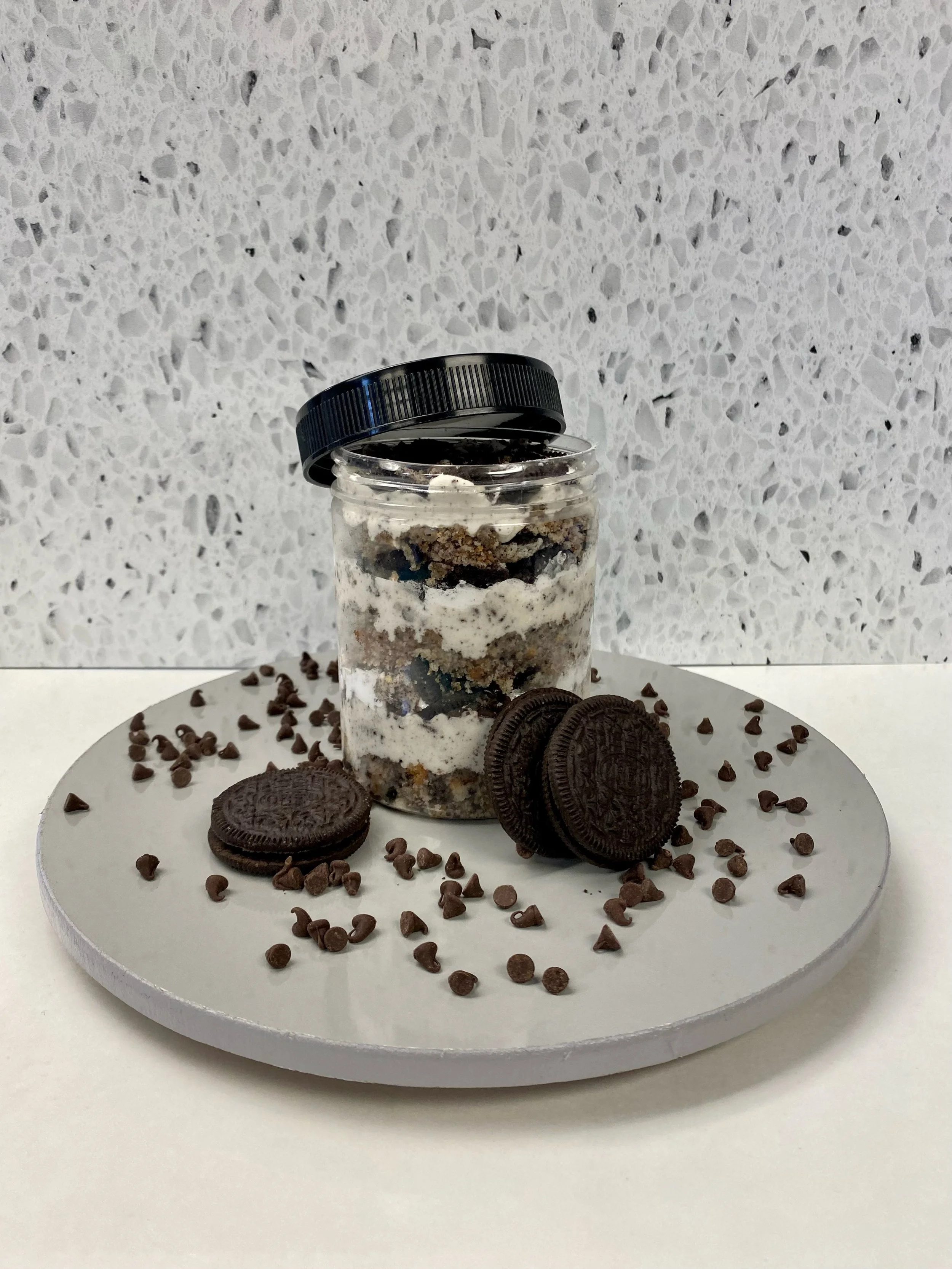 Cookies and Cream Cake Jar (16oz)