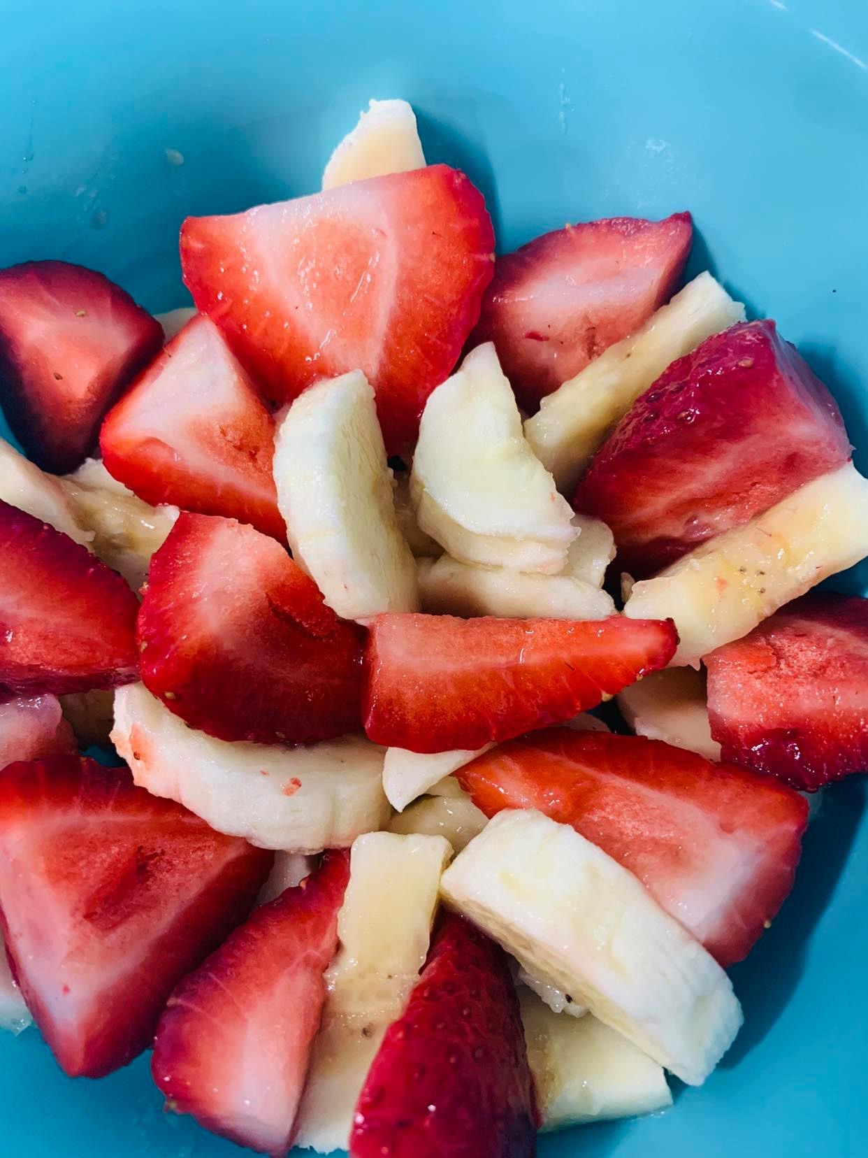 We Like to Eat, Eat, Eat Apples and Bananas. 🎶