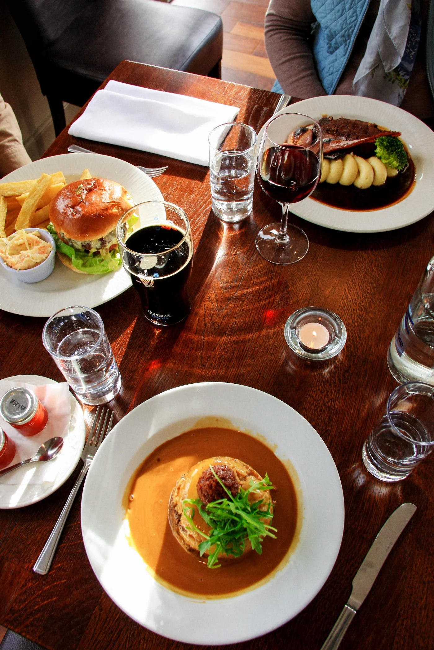 THE BRIDGE OF ORCHY HOTEL