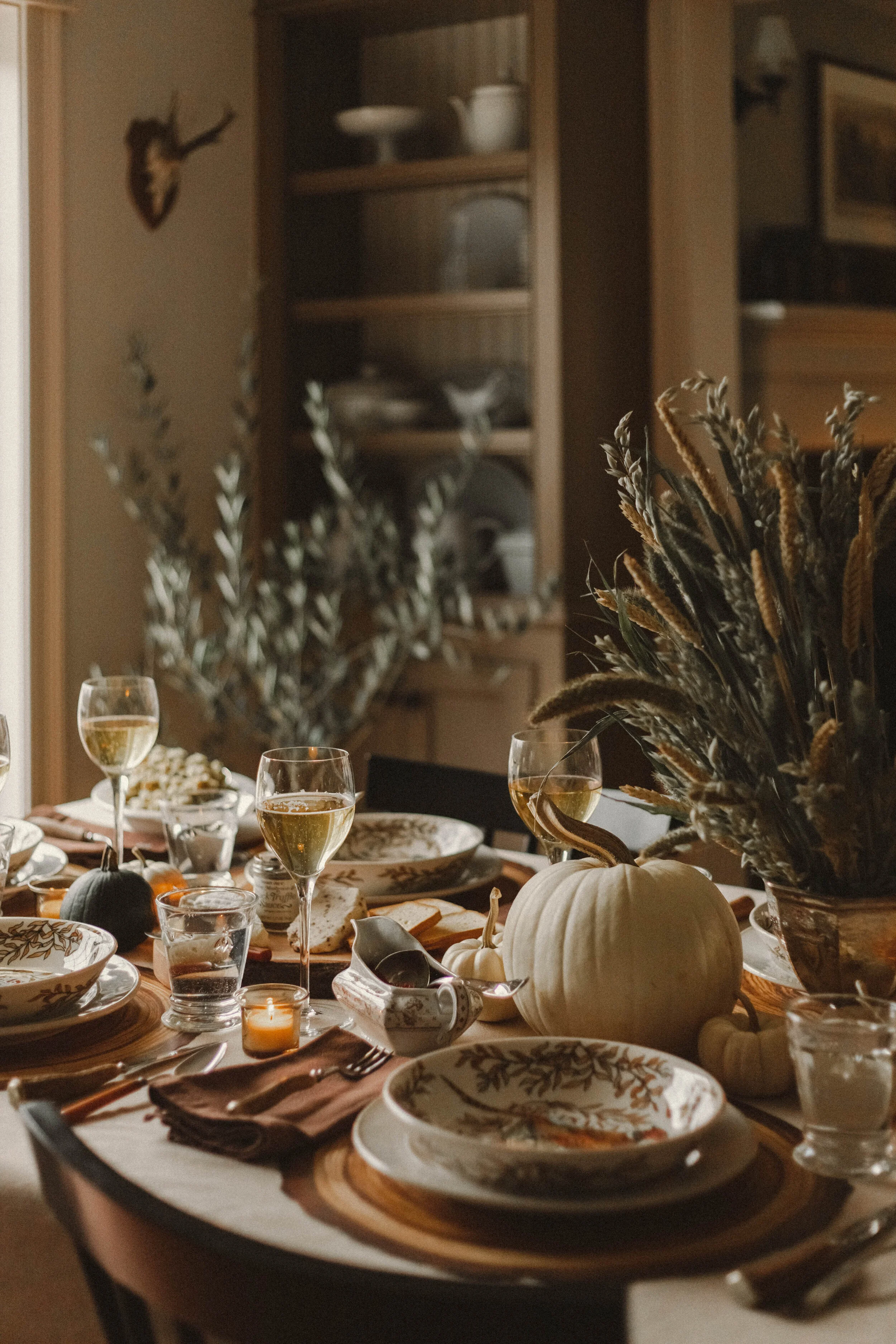 Thanksgiving Table, Thanksgiving Decor, Thanksgiving Decorations, Fall Decor, Fall Table, Autumn Decor, Autumn Table, November, Thanksgiving