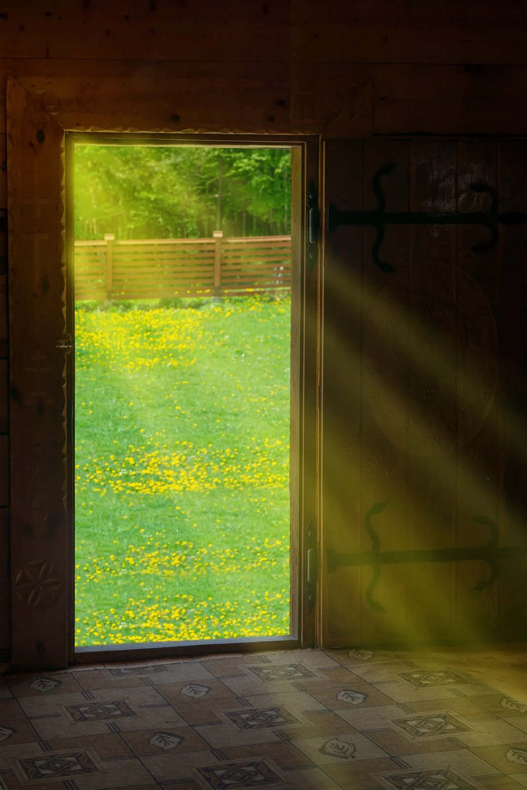 21971994_sun-light-shining-through-wooden-door.jpg