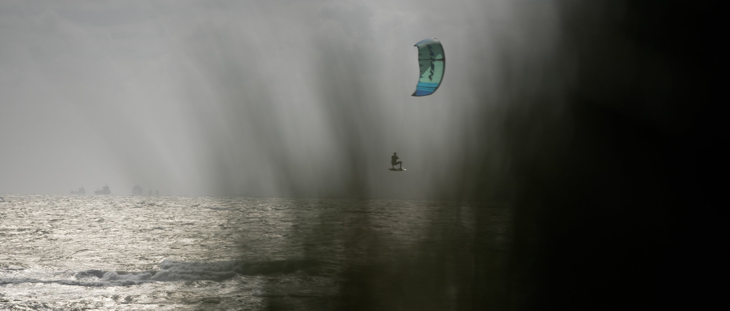 The Good, the Bad and the Ugly - Kiteboarding in Holland.00_04_23_11.Still020.jpg