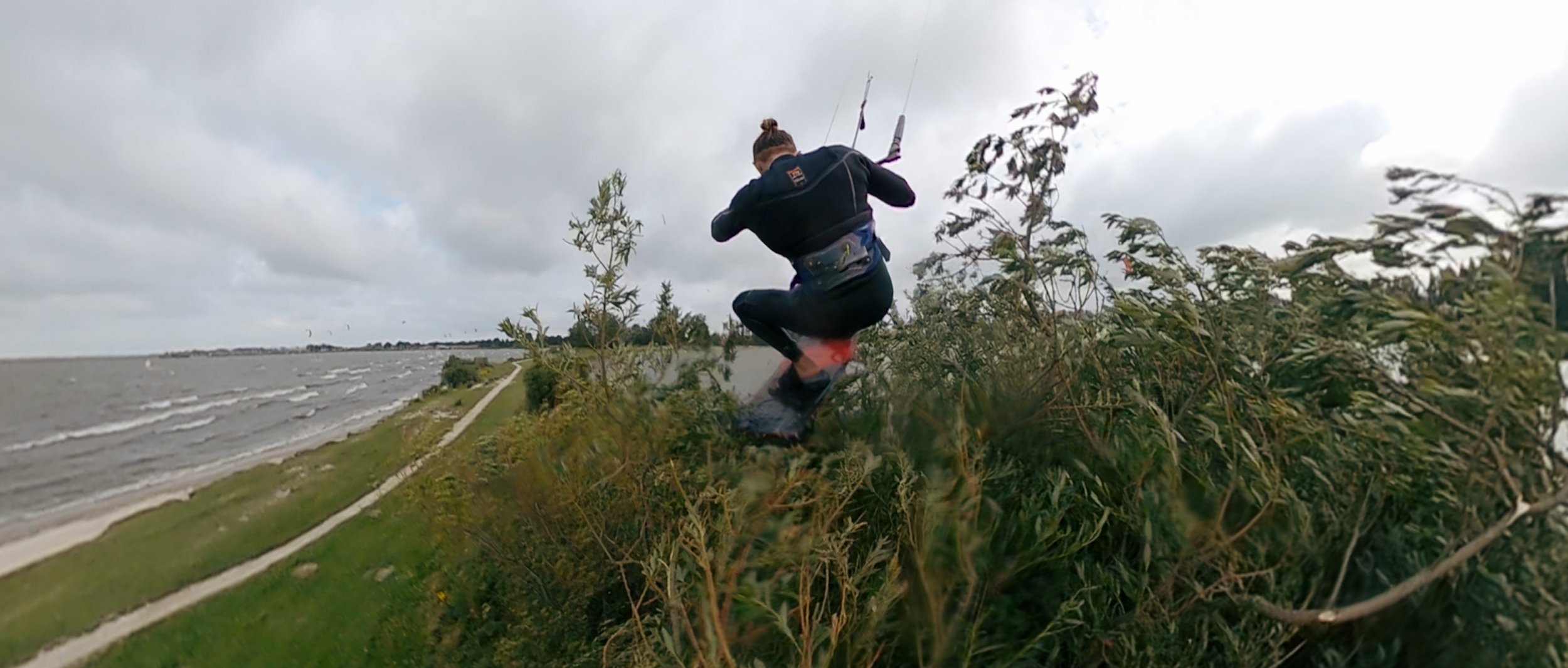 The Good, the Bad and the Ugly - Kiteboarding in Holland.00_16_48_03.Still077.jpg