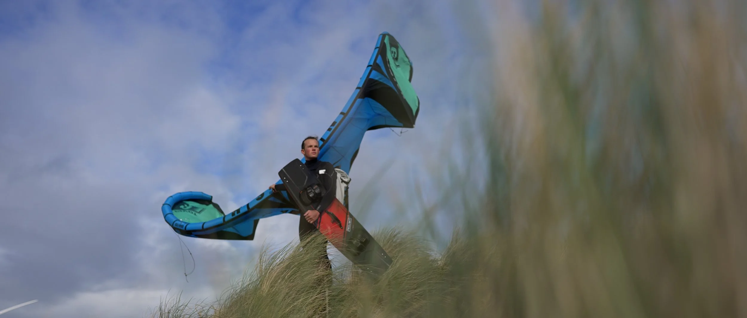 The Good, the Bad and the Ugly - Kiteboarding in Holland.00_18_15_16.Still086.jpg