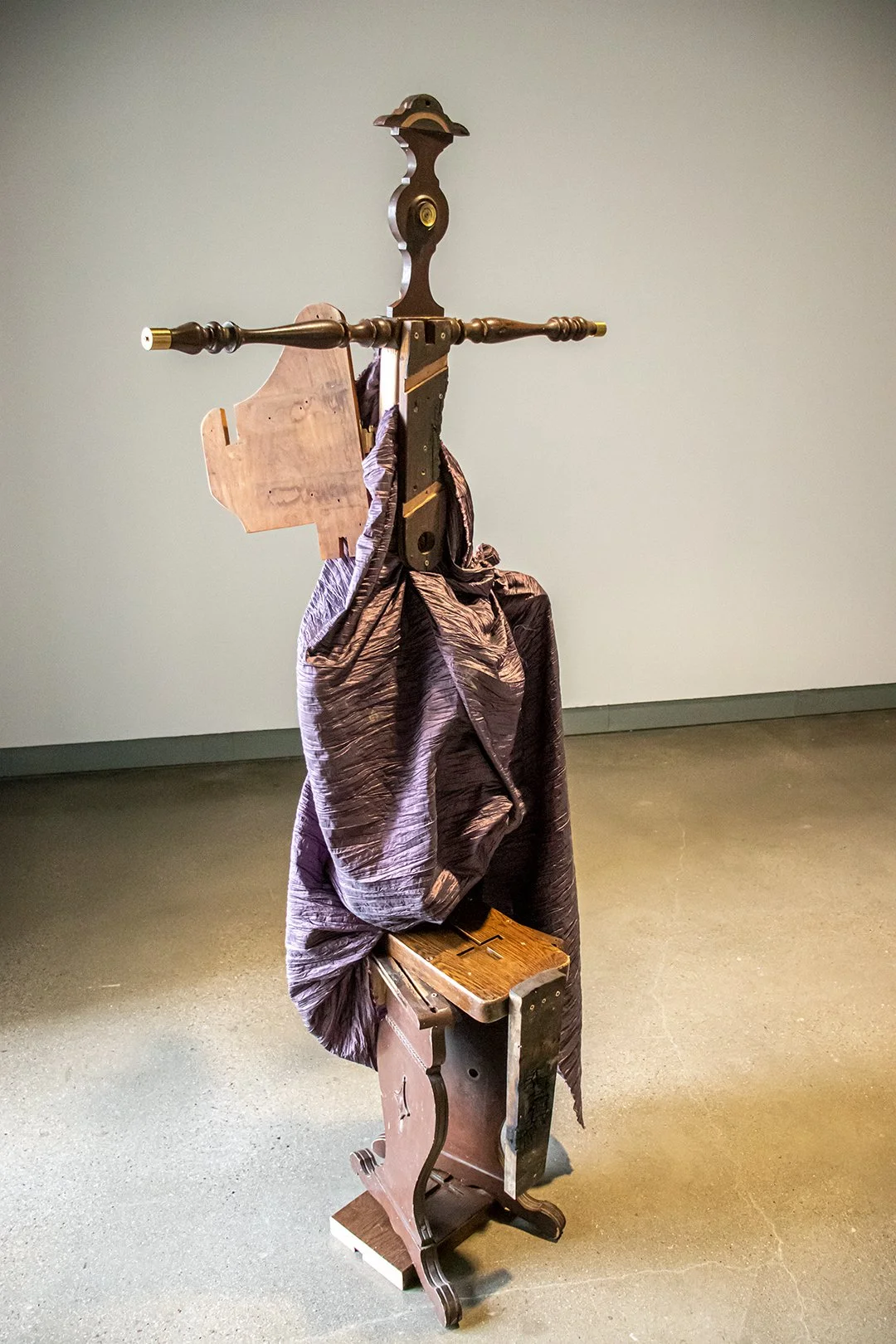 A leader with an unclear name