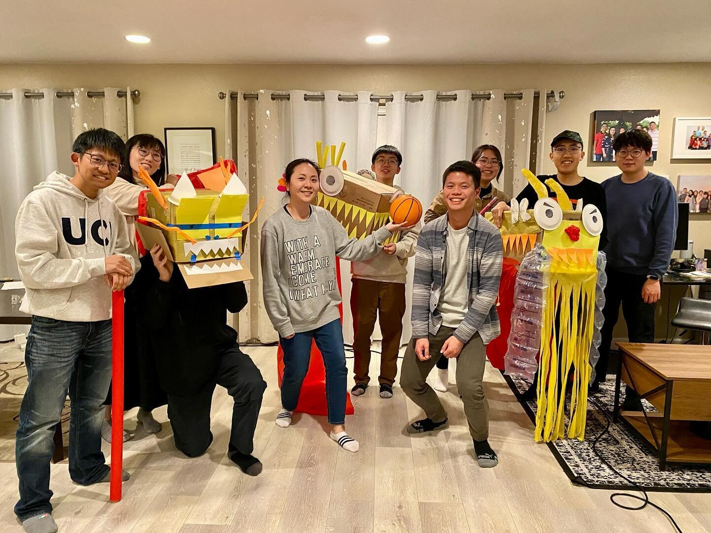 02.09.2024 - Throwback to our Lunar New Year celebrations where the grad group had a nice hotpot dinner and created their own dragons 🐉 for dragon dancing. The undergrad group celebrated by making yummy dumplings together 🥟