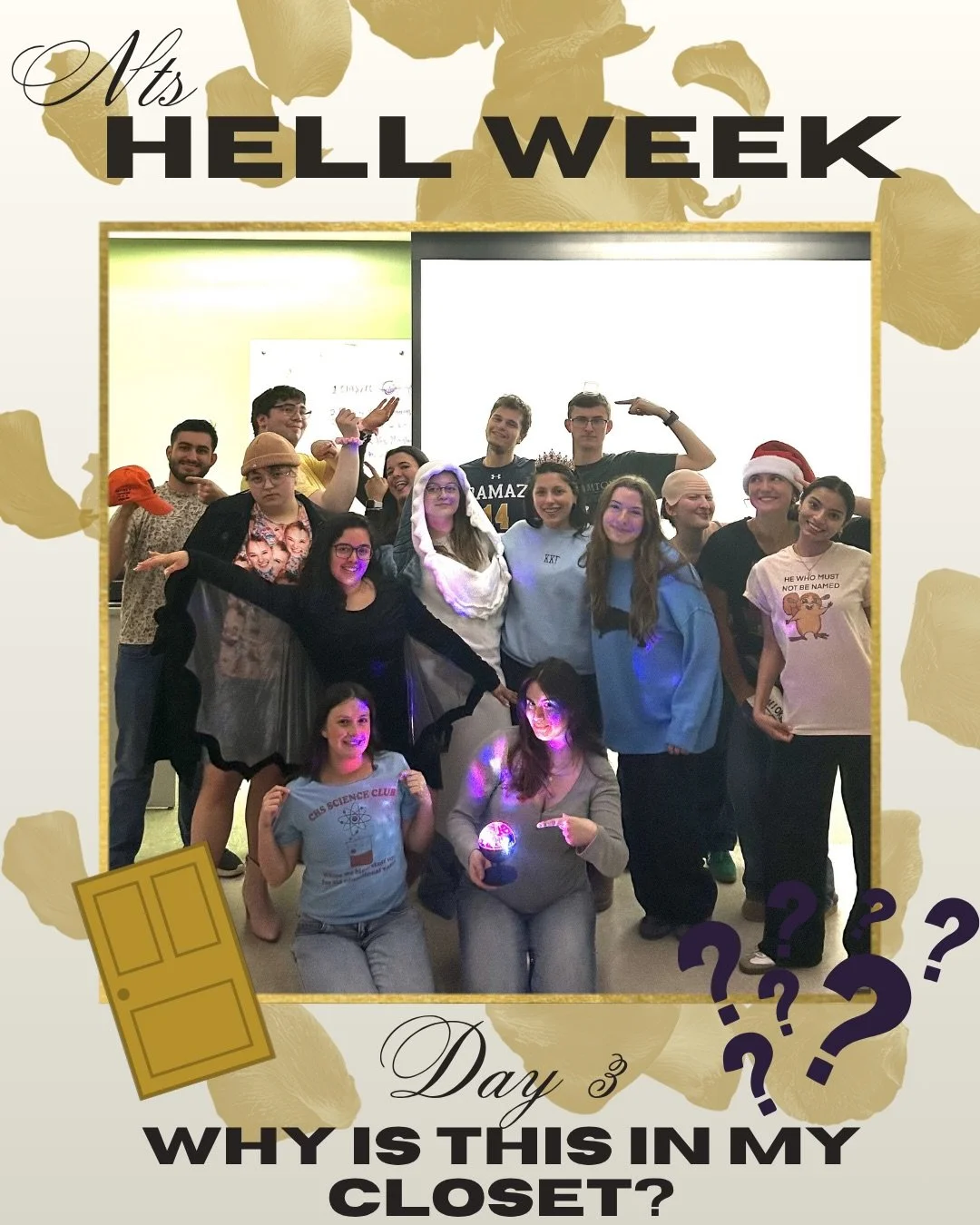 HELL WEEK👹😈 DAY 2: Why is this in my closet🚪

Spring cleaning calls for some STRANGE finds🕵️&zwj;♀️ Note to Self took a look into their closets🚪and found a miscellaneous collection of items😭 EVEN jojo siwa 🎀, mr. clean 🧼, mort🐒and the Carmel