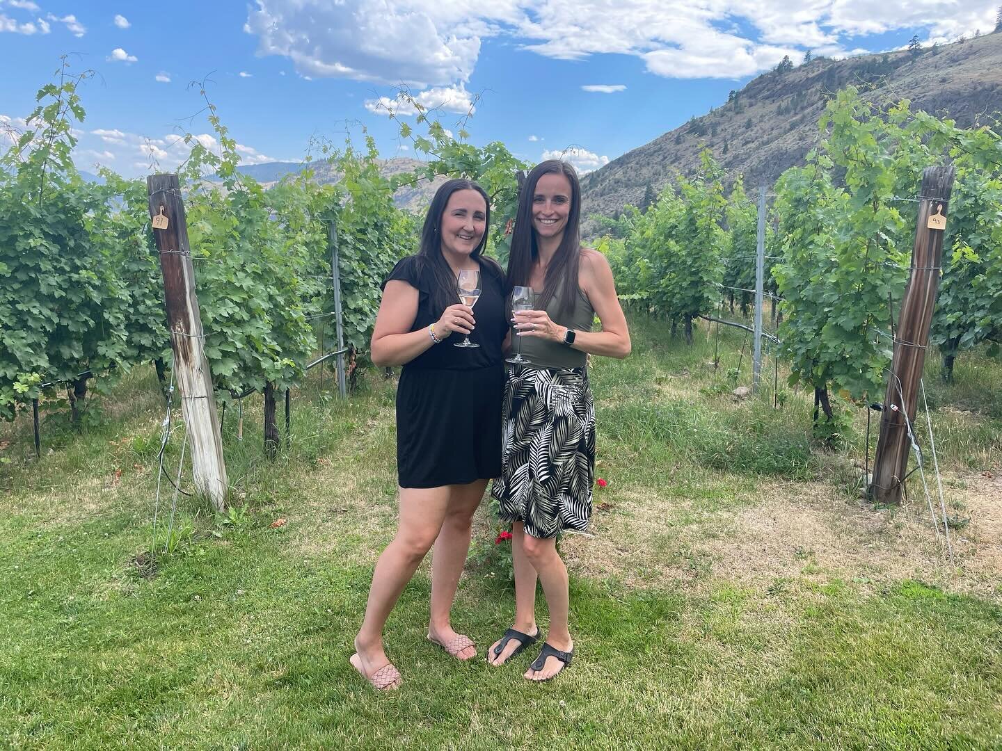 What a great wine tour in the South Okanagan! We visited some very nice wineries in the Oliver area - and had street tacos as well! @culminawinery @elsabordemarina