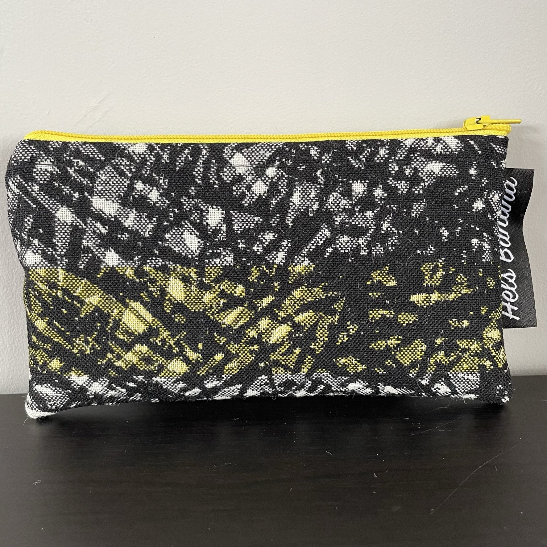 Sun pouch
