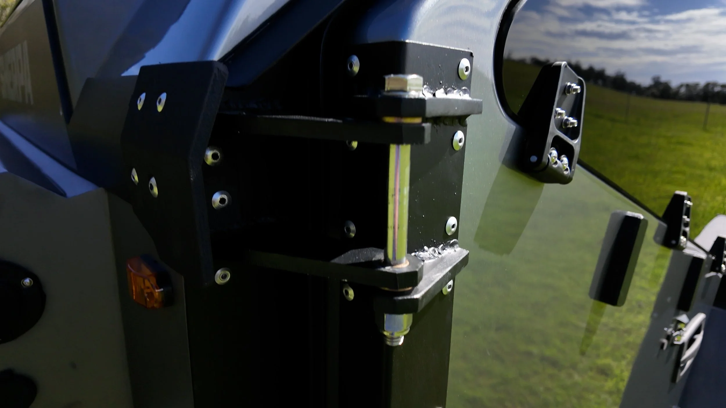 Heavy Duty Door Hinges