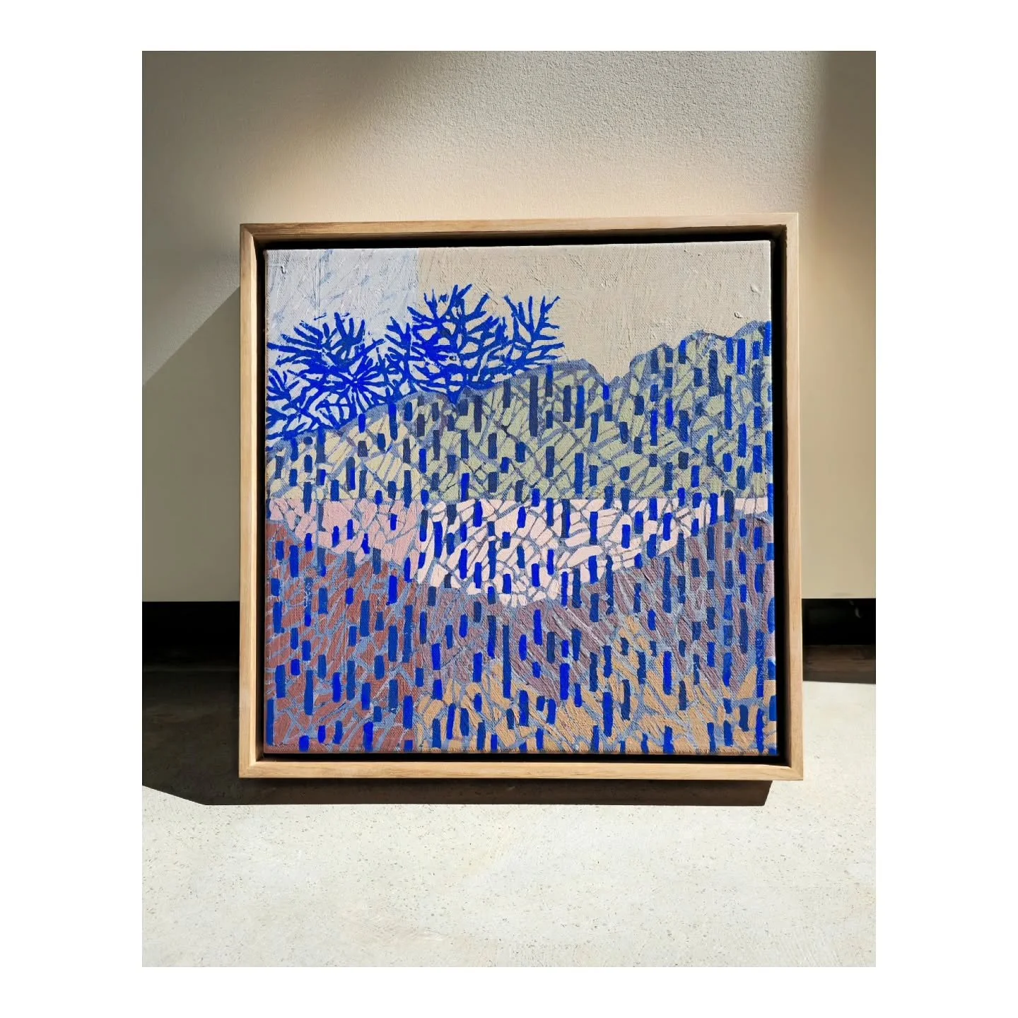 This 30 x 30cm work sold recently ✨️ Swipe to see some other 30 x 30cm paintings currently available via @boomgallery 

See links page in bio - 'Available Work'

#smallpaintings