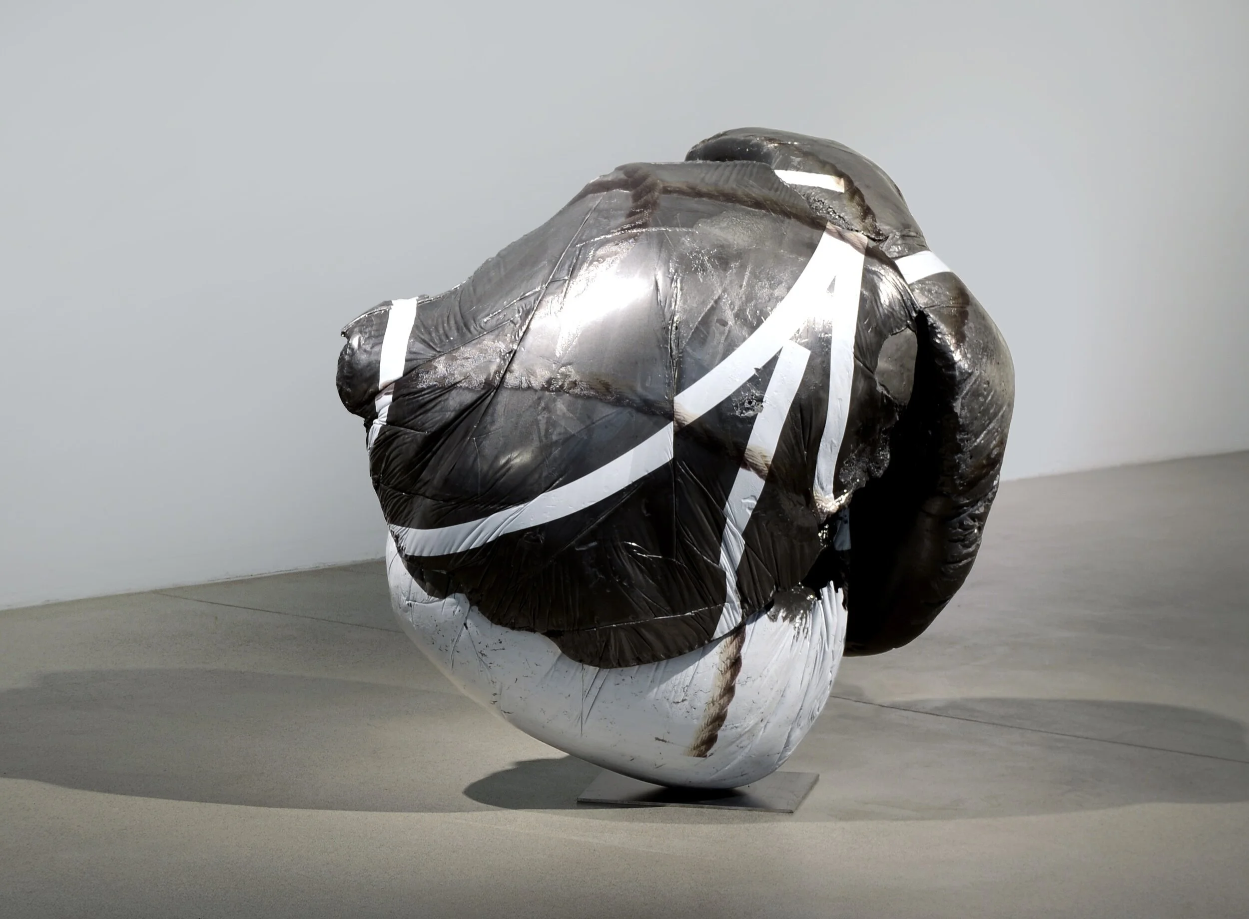  Nikola Ukic Untitled 2013 polyurethane, UV print ink, metal plate 75 x 105 x 95 cm 