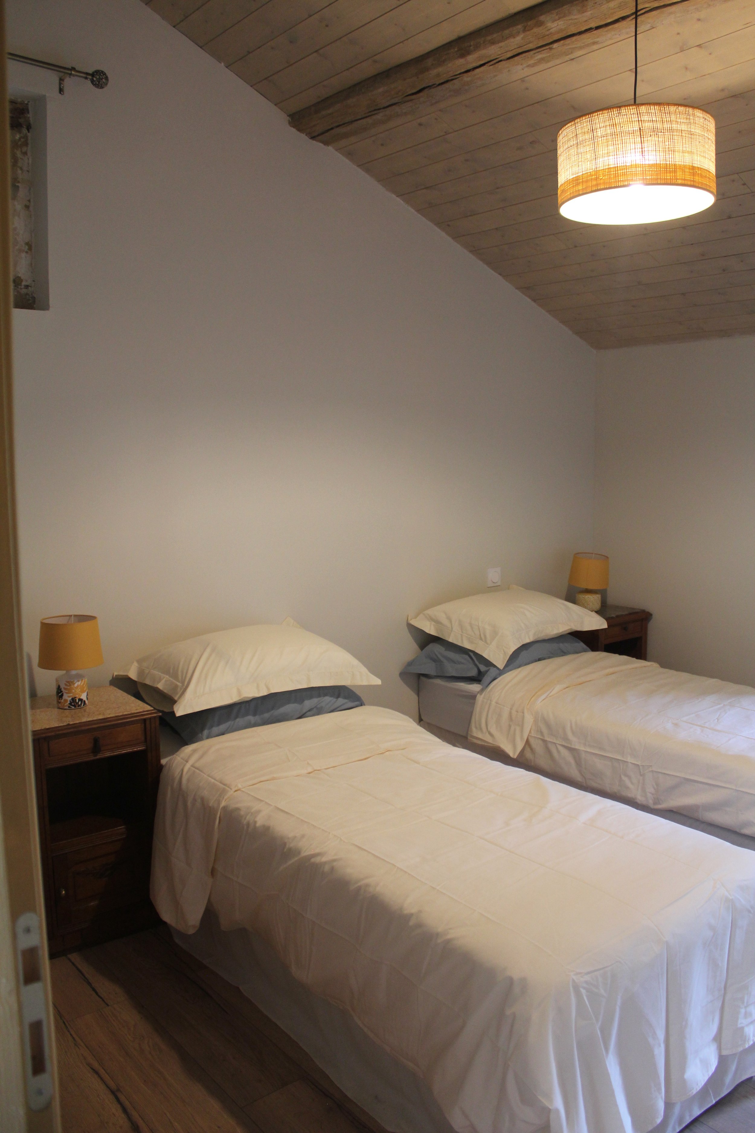 Twin Bedroom 3.jpeg