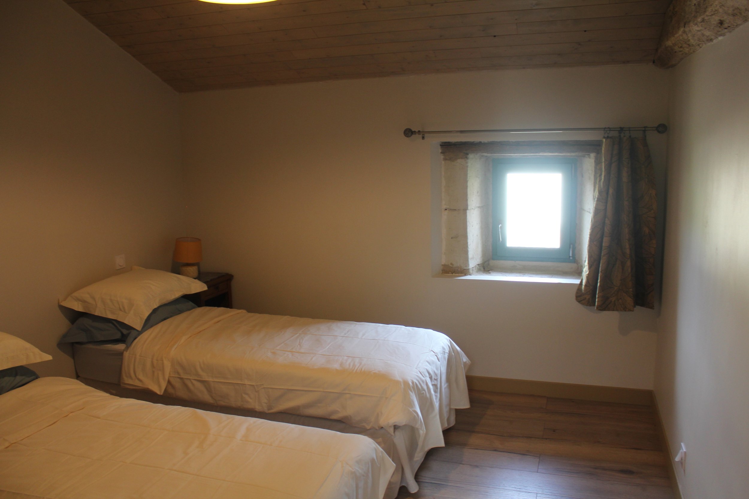 Twin Bedroom 2.jpeg