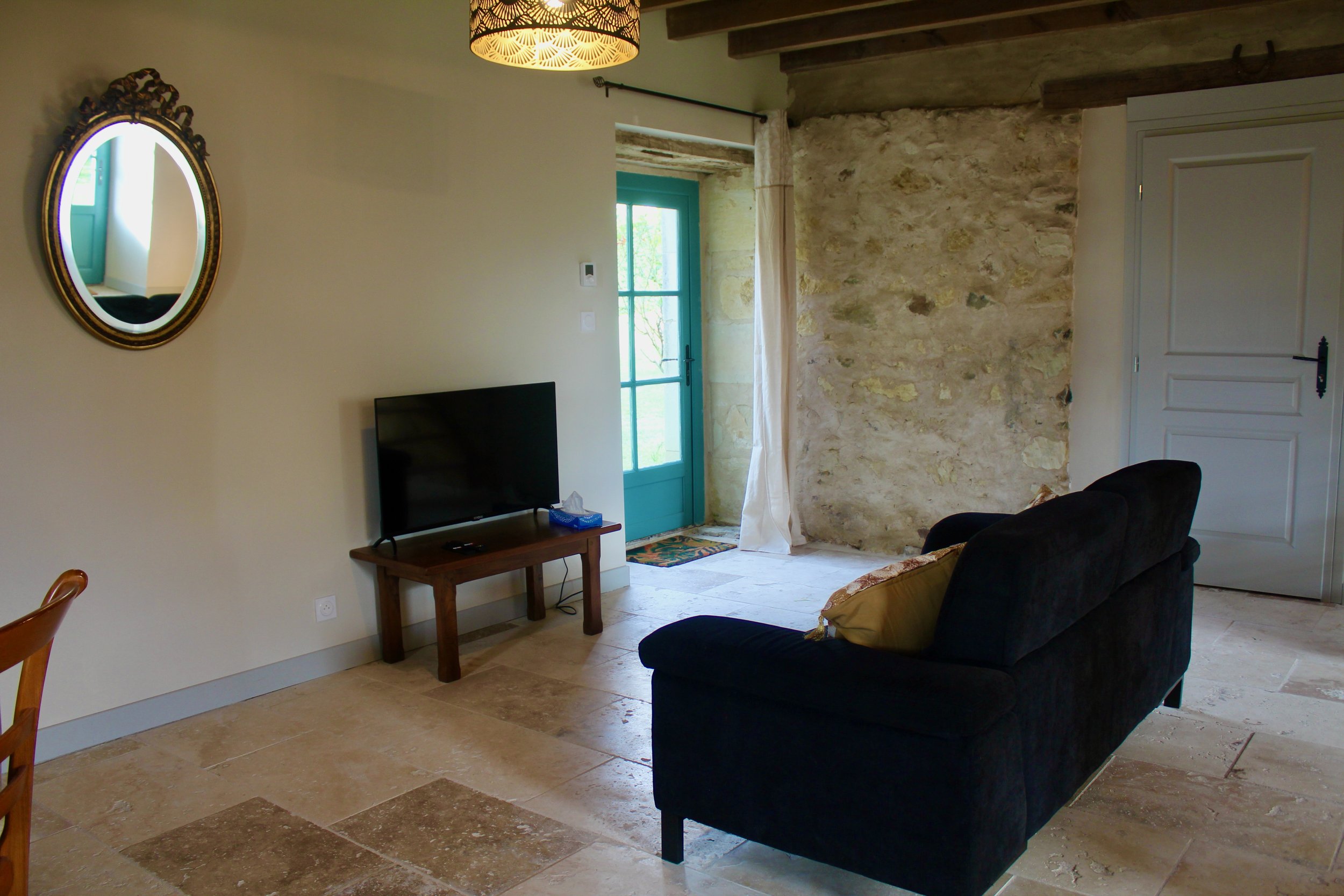 Living room area.jpeg