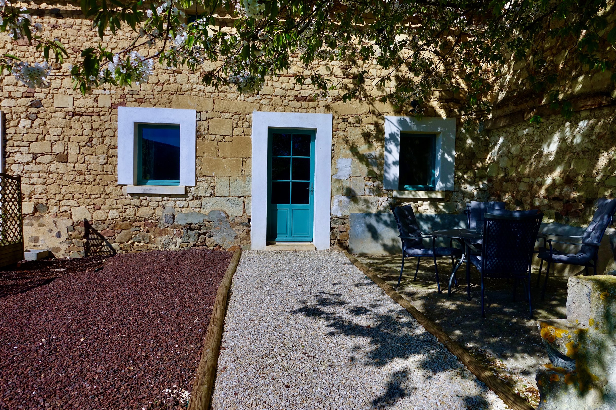 Cerisier Terrace 1.jpeg