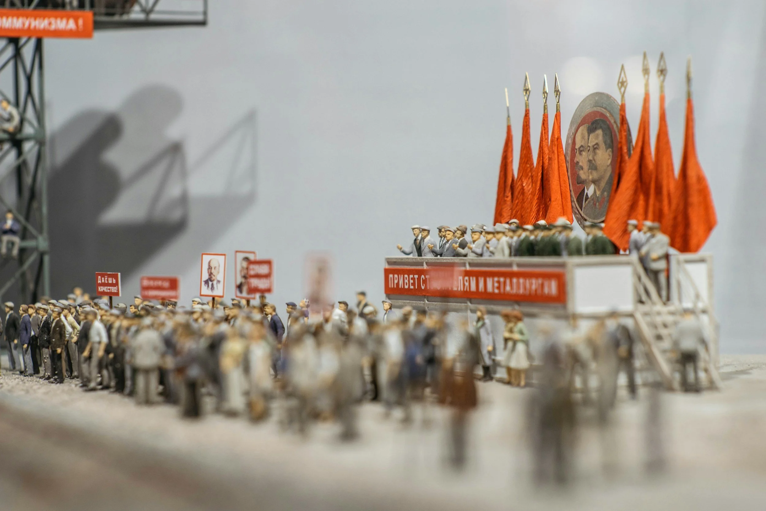 Putin's Long Shadow Over Political Future of Italy