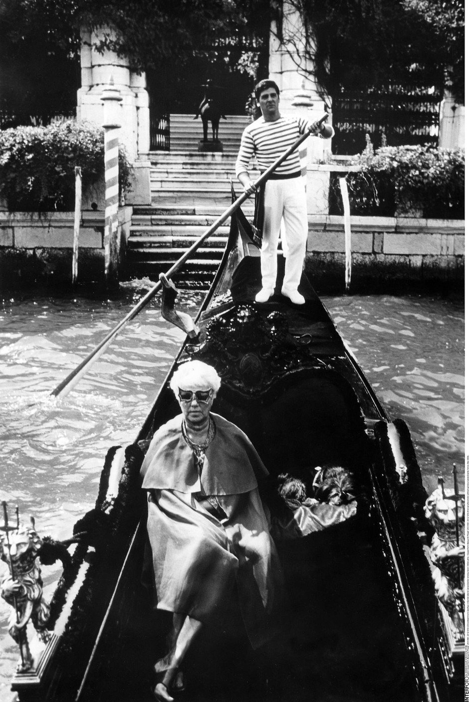 peggy-guggenheim-auf-dem.jpg