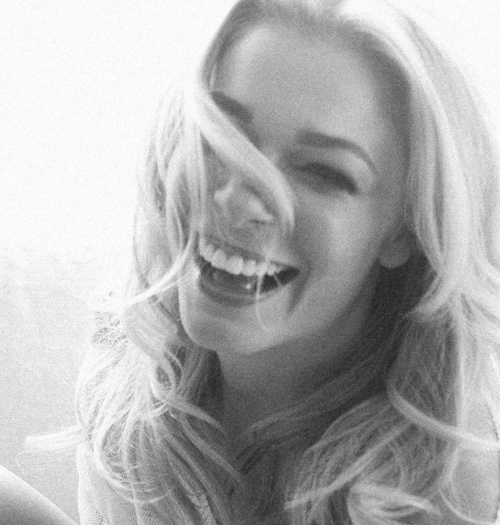 thumbnail image of LeAnn Rimes by Ondrea Barbe.jpg
