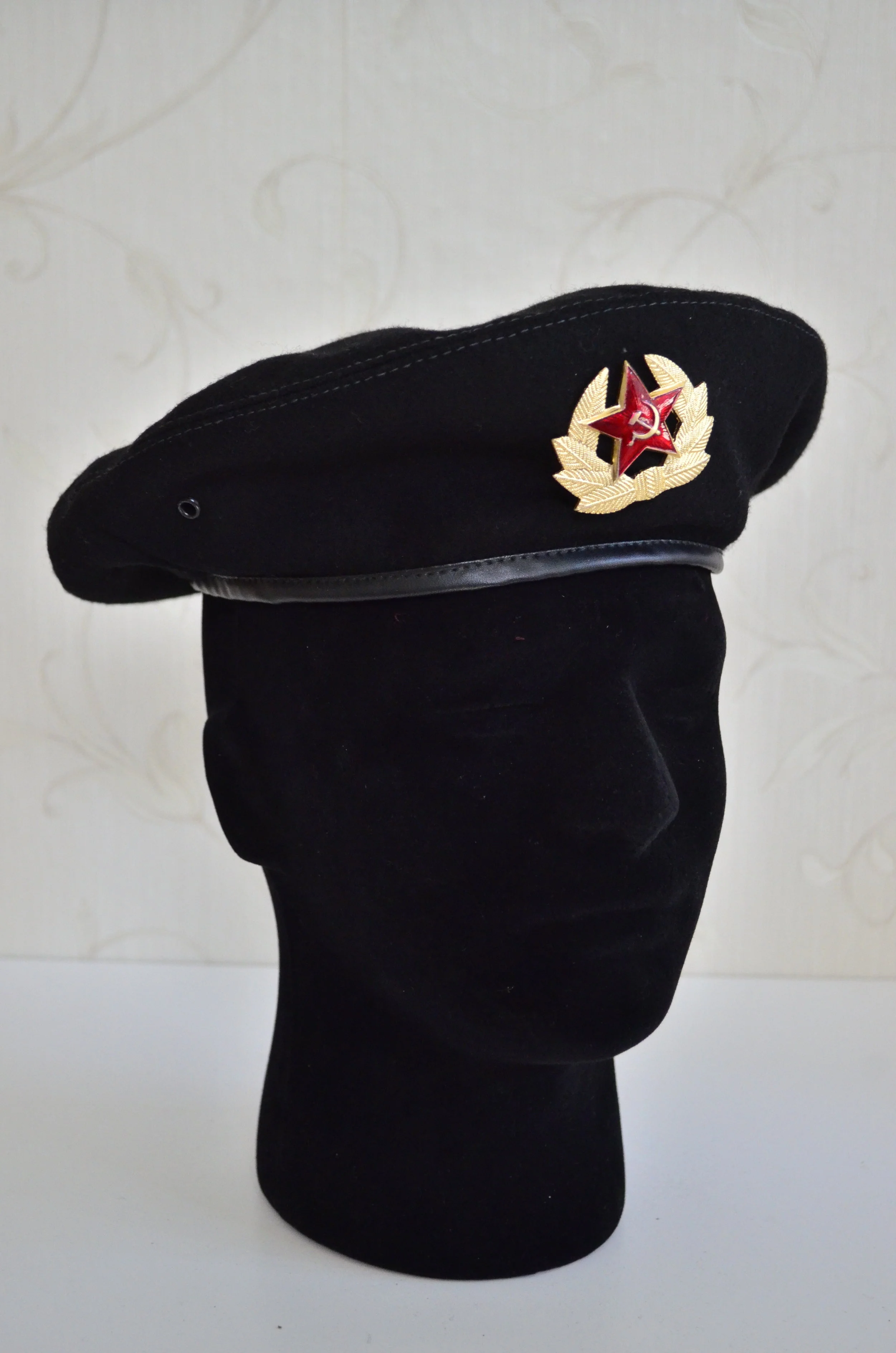 Basco Esercito Russo — Antiqueboutiqueshop