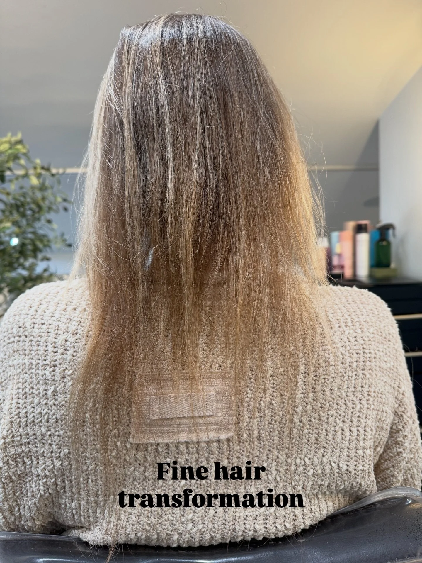 Fine hair can feel defeating 
When your ends disappear&hellip; when you&rsquo;re afraid to wear it down&hellip; when nothing seems to give you the fullness you want.

That&rsquo;s where K-tip extensions come in 👀 

This transformation gave our beaut