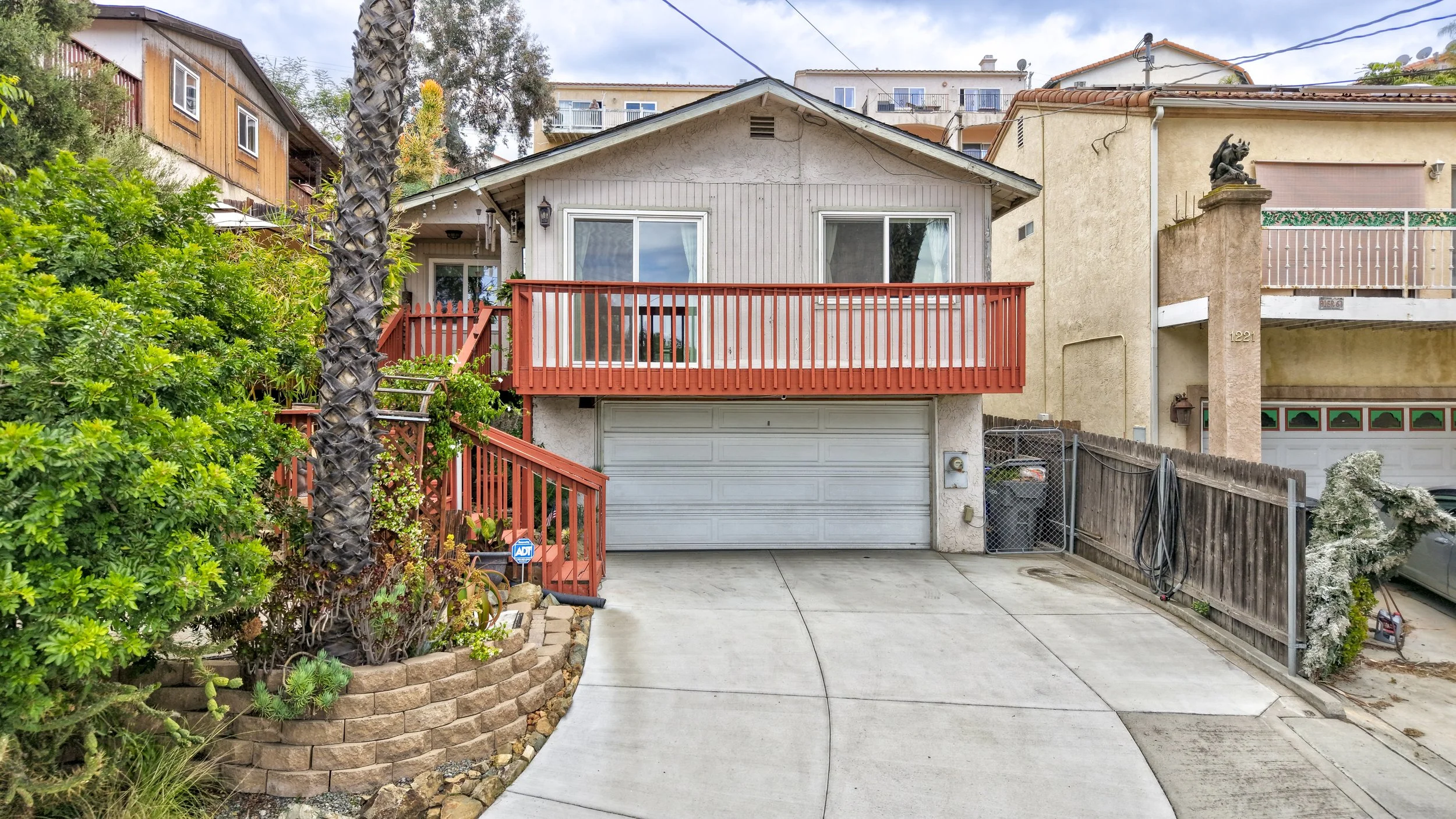 1225 Portola Ave, Spring Valley, CA 91977