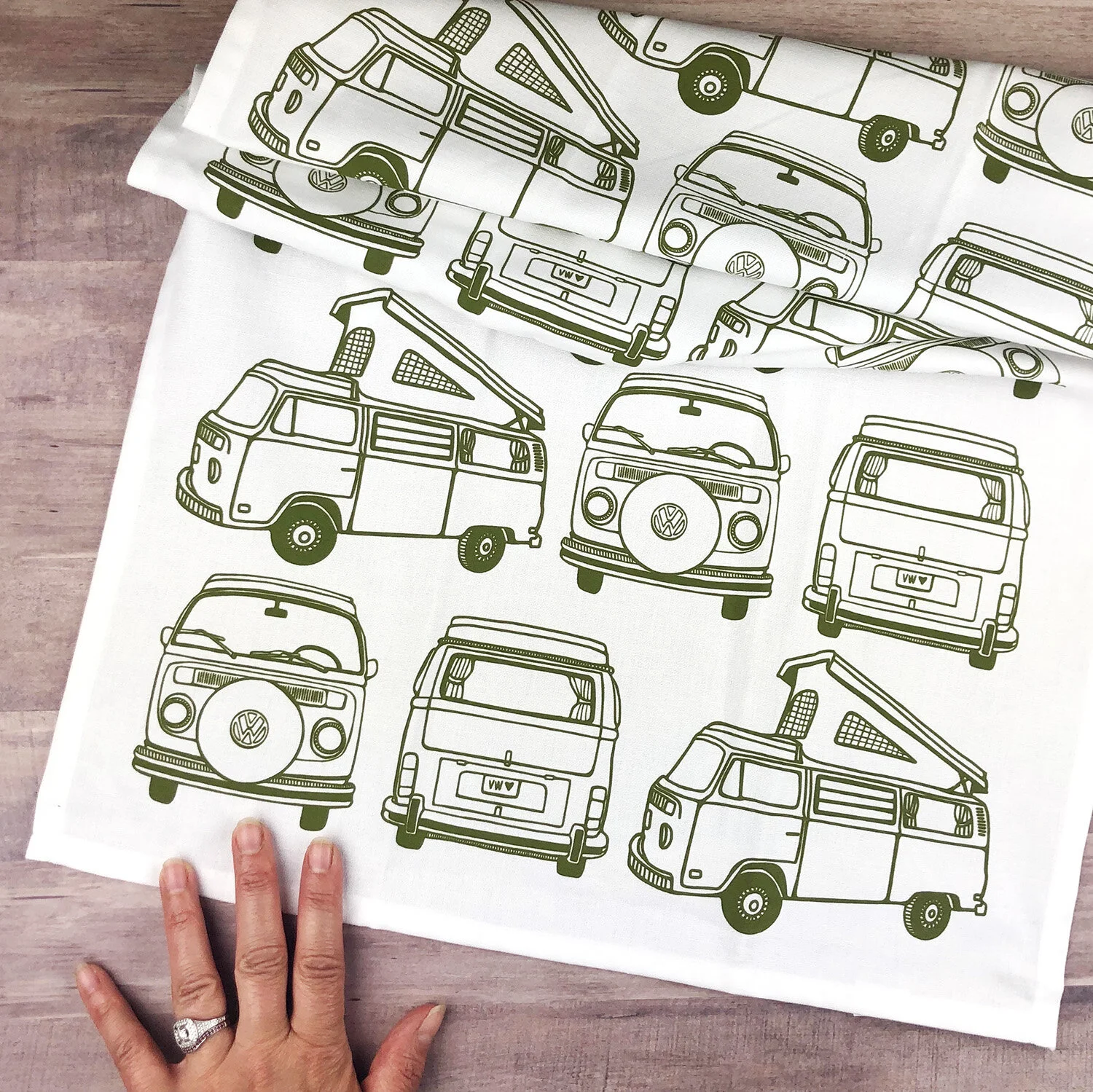 VW-Bus-Towel-green.jpg