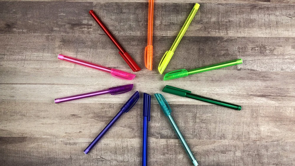 Jen and Ink in Color — Jennifer Mullin - Ballpoint Pen Artist + Author