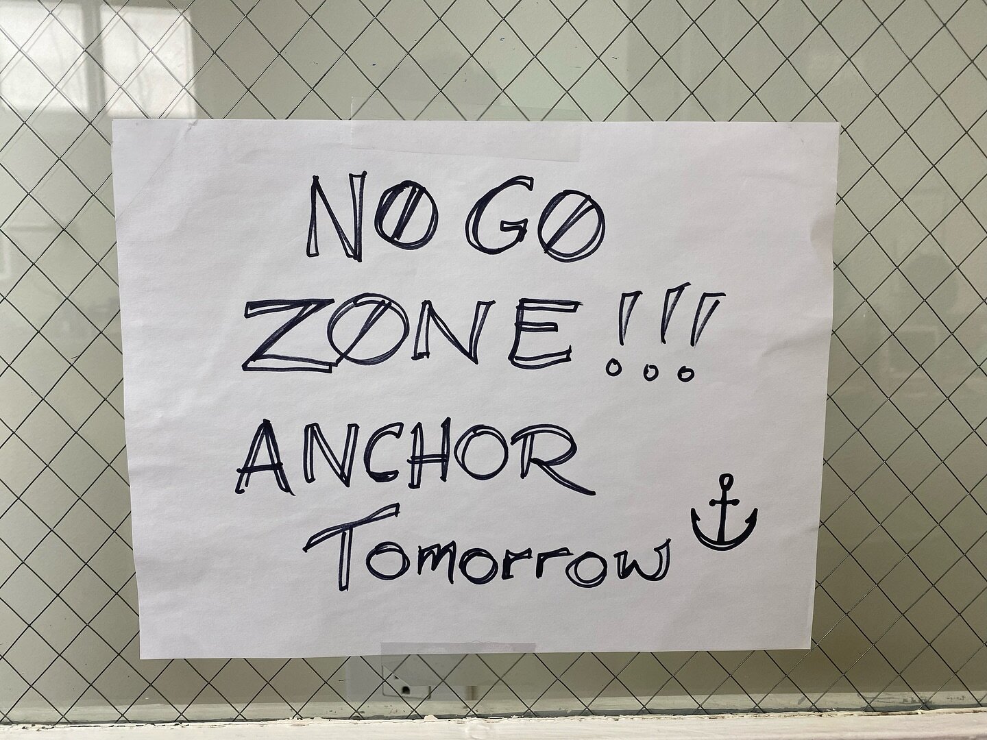 GONE STERILE! 🎣

@wantaghanimalhospital understood the assignment 
re: preparing their O.R. for orthopedic surgery! Way to go, team!

Anchor takes sterility VERY seriously! As a result, in our ~5years of practicing mobile surgery, we&rsquo;ve mainta