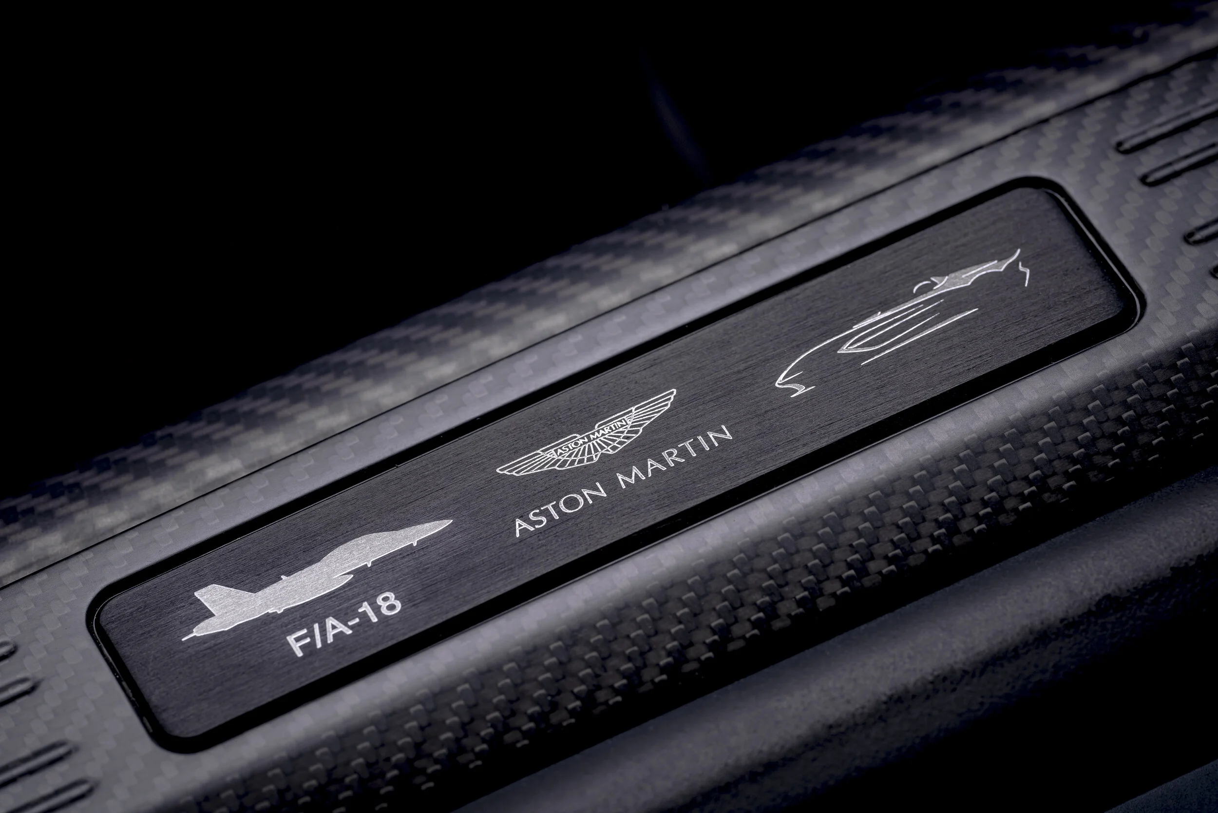 aston-martin-v12-speedster-7-jpg..jpg