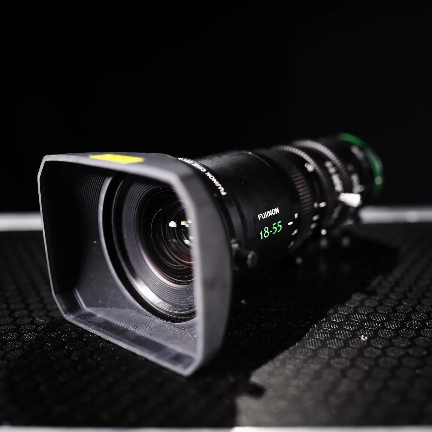 FUJINON 18-55mm - ZOOM LENS ð¥ 
Fujifilm are famous for their stunning Cinema Zooms, the MK Cinema Lens series brings that pedigree to a new compact and lightweight design, with impressive cost performance. The MK18-55mm T2.9 is a standard s35 zoom