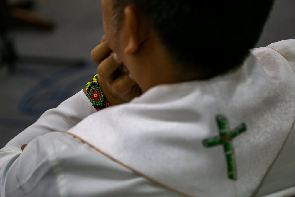  Redemptorist priest Fr. Alex Bercasio wears a bracelet made up of colorful beads. The bracelet was given to him by the Dumagat in Tanay, Rizal. Fr. Bercasio served in the congregation’s mission station in Rizal for more than three years. He led vari