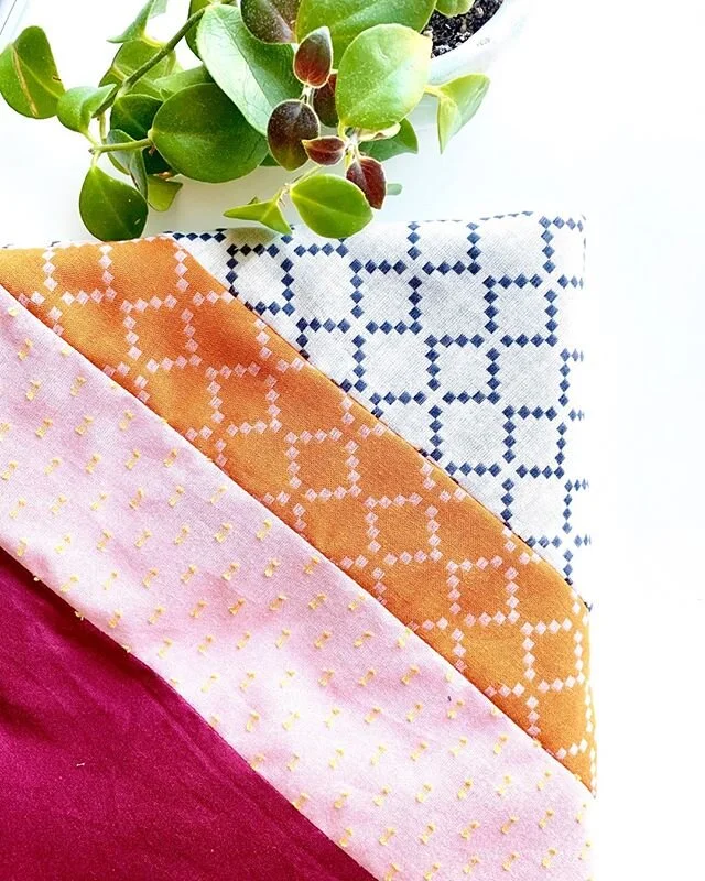 Every single subset of Warp and Weft that I pull is just amazing. This corner of a secret project was sent off to @sweetlittlequilts after being whipped up in less than two days 🤪 These fabrics are seriously amazing, and they&rsquo;re going to make 