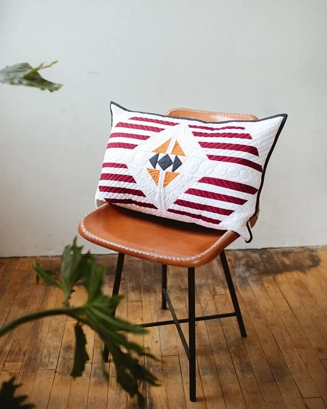 This is it, guys... we're opening up 5 more slots for the July Modern Makes box, and there are two days left to sign up! ⠀⠀⠀⠀⠀⠀⠀⠀⠀
⠀⠀⠀⠀⠀⠀⠀⠀⠀
Do you ever feel like certain quilt patterns just throw you back into a moment or feeling? This one is named 