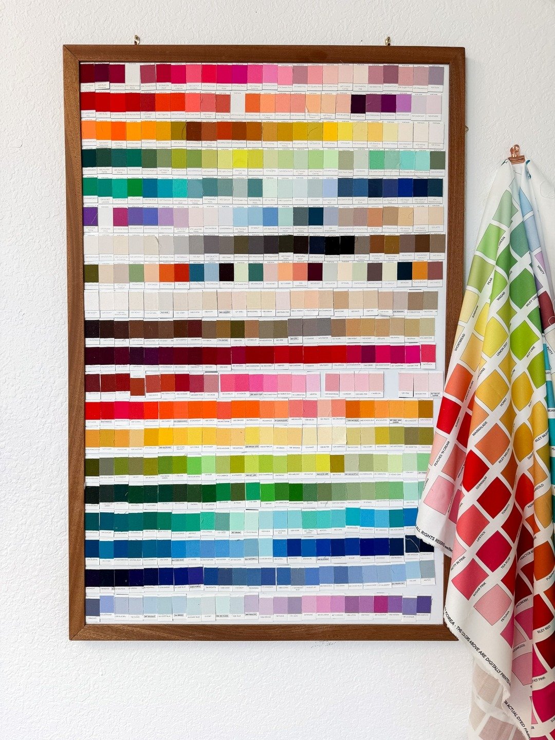 My magnetic frame of fabric swatches is one of my favorite tools&mdash;so helpful for planning palettes and seeing everything at a glance.

Now I&rsquo;ve got the new digitally printed Riley Blake swatches with all the updated Confetti Cottons&hellip