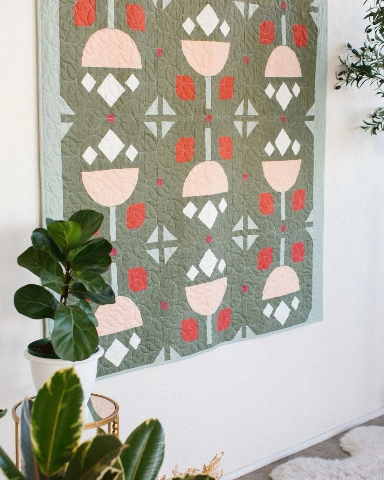 Help Needed 🤪
Normally by this point in January I&rsquo;ve got my pattern releases neatly planned and mapped out for the year. Apparently 2026 did not get that memo.
⠀⠀⠀⠀⠀⠀⠀⠀⠀
I&rsquo;m in the middle of shuffling things around, and this little cutie