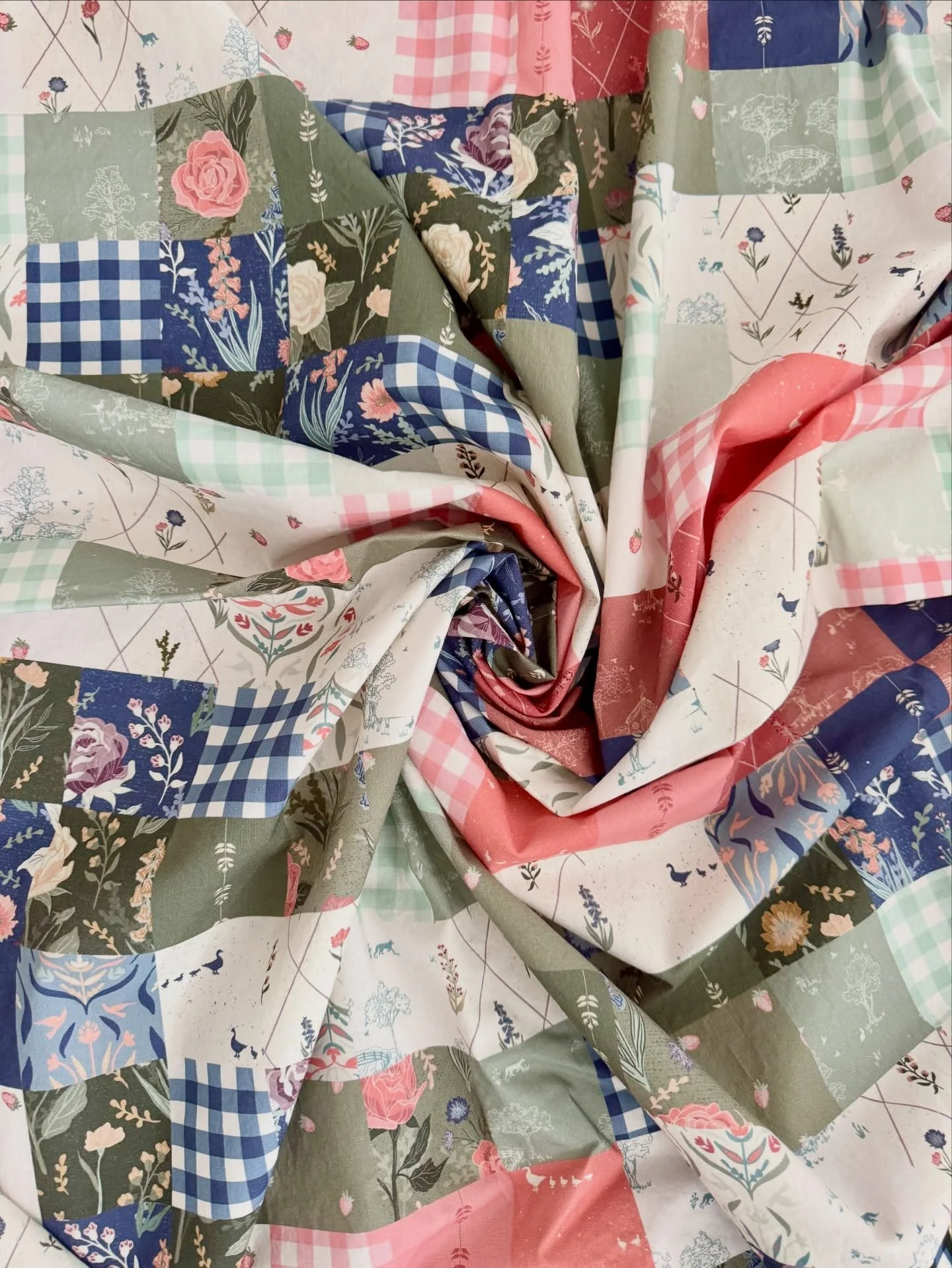 Ummmmm how delicious is this little patchwork swirl?? There is nothing quite like seeing your own fabric come to life after months (or years) of waiting for it! But I need your input on something&hellip;

Help me decide - what should this turn into? 