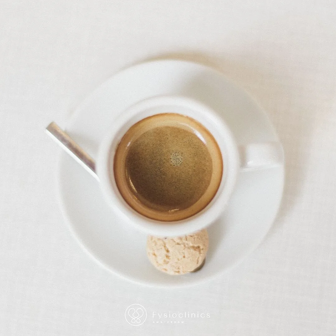 Merk jij na die paar koffies, meer aandrang om te plassen? ☕️ Koffie prikkelt de blaaswand. Daarmee komen we meteen op ons volgende onderwerp, urgency incontinentie; bij aandrang voor het plassen verlies van urine.
#physio #physiotherapy #physiother